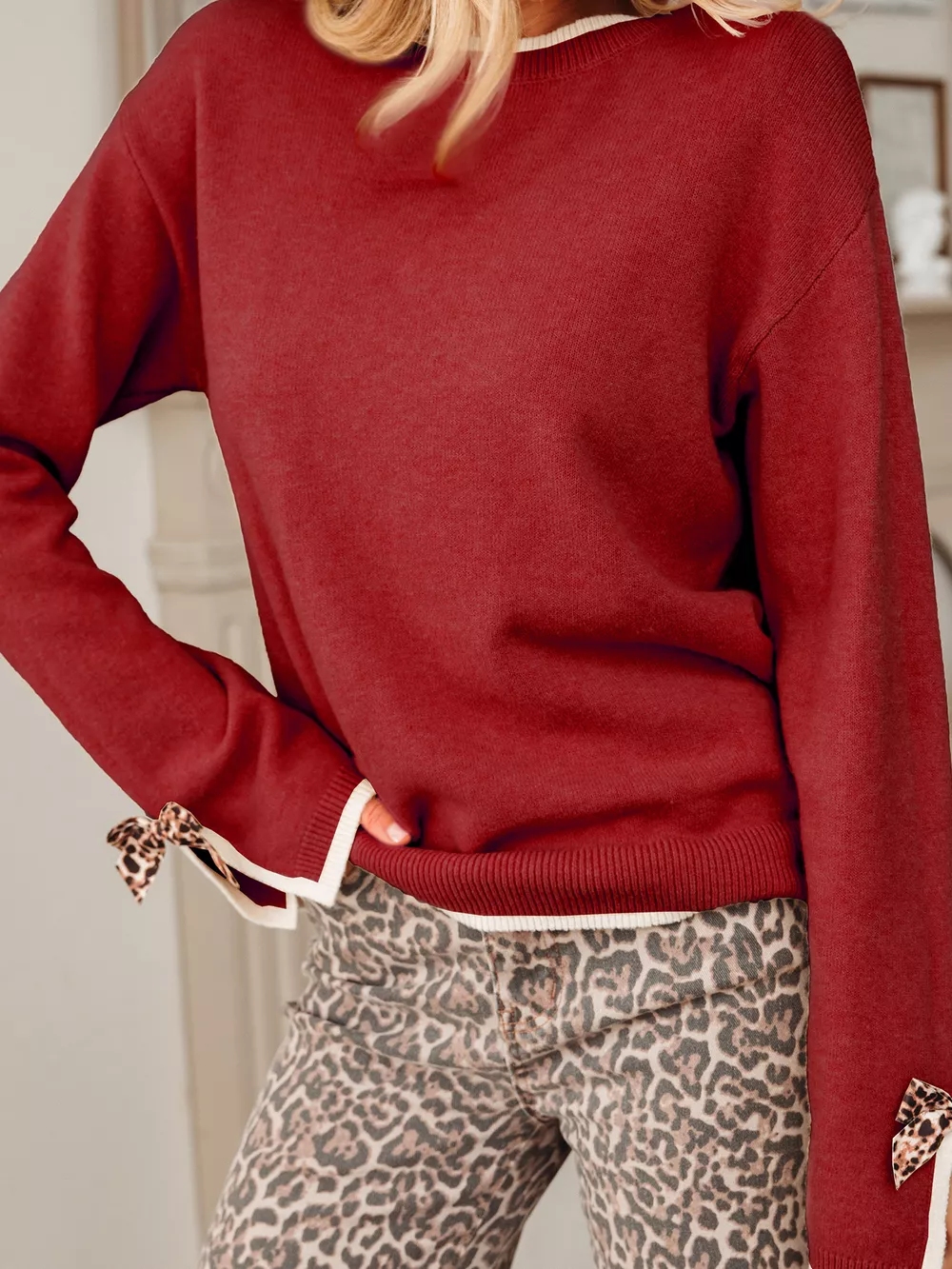 Leopard Bow Decor Split Cuff Contrast Trim Sweater, image 4