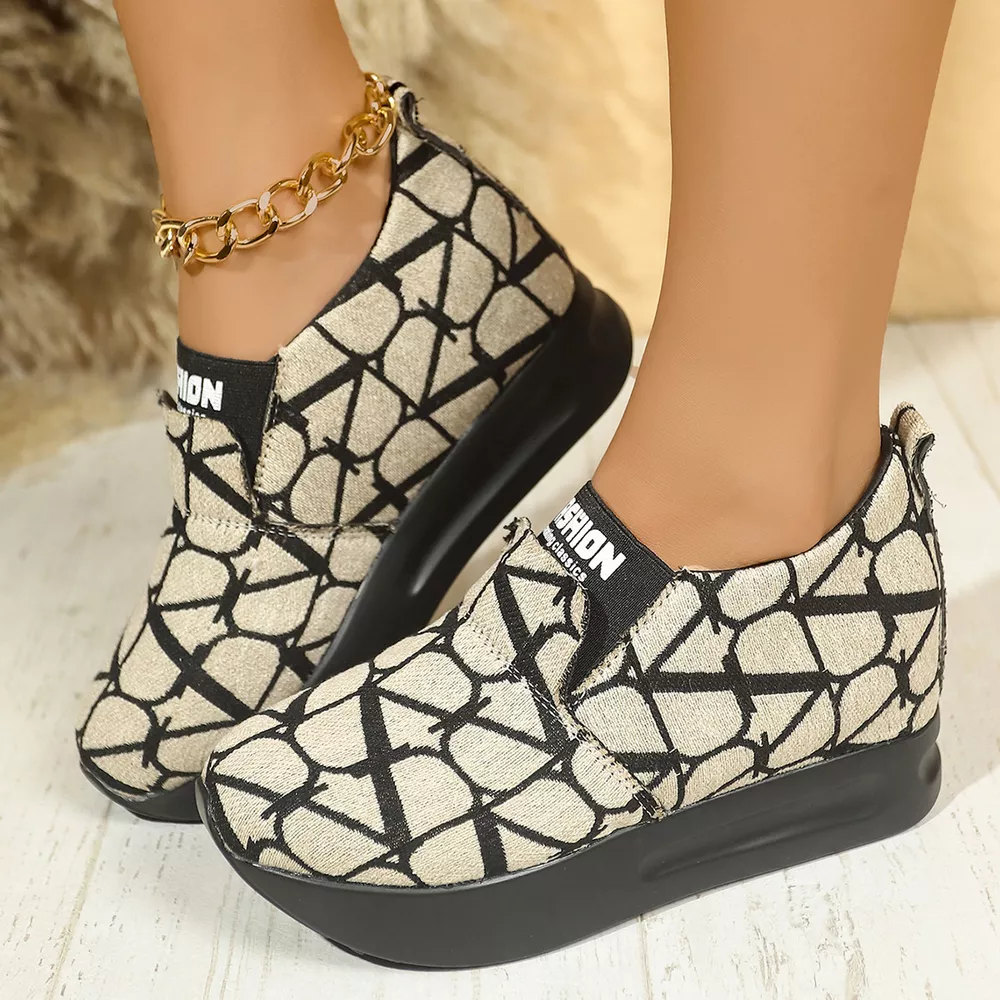 Round Toe Platform Slip-Ons, image 4