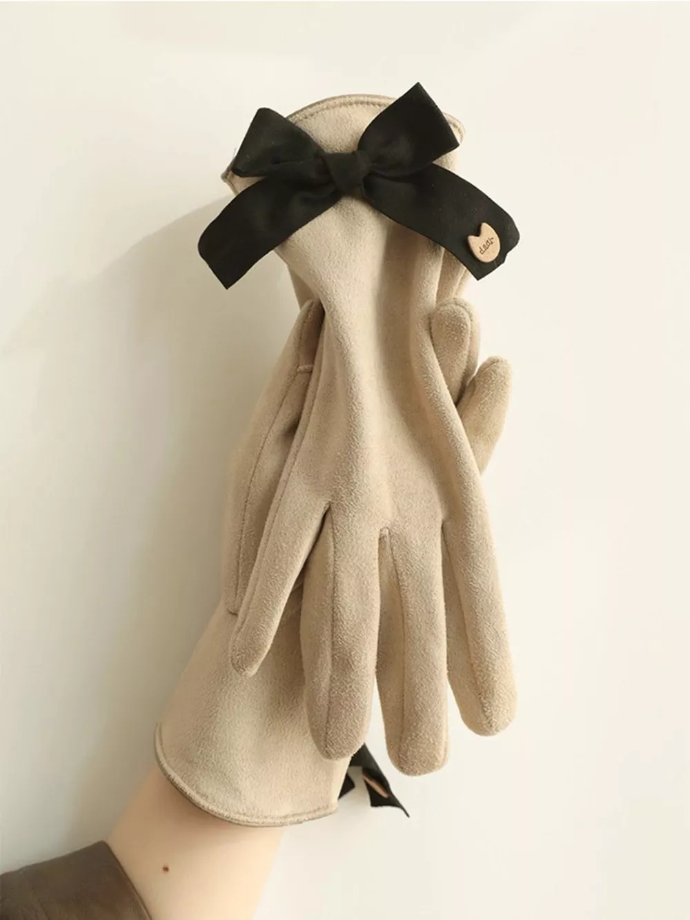 Bow-Decorated Gloves, image 2
