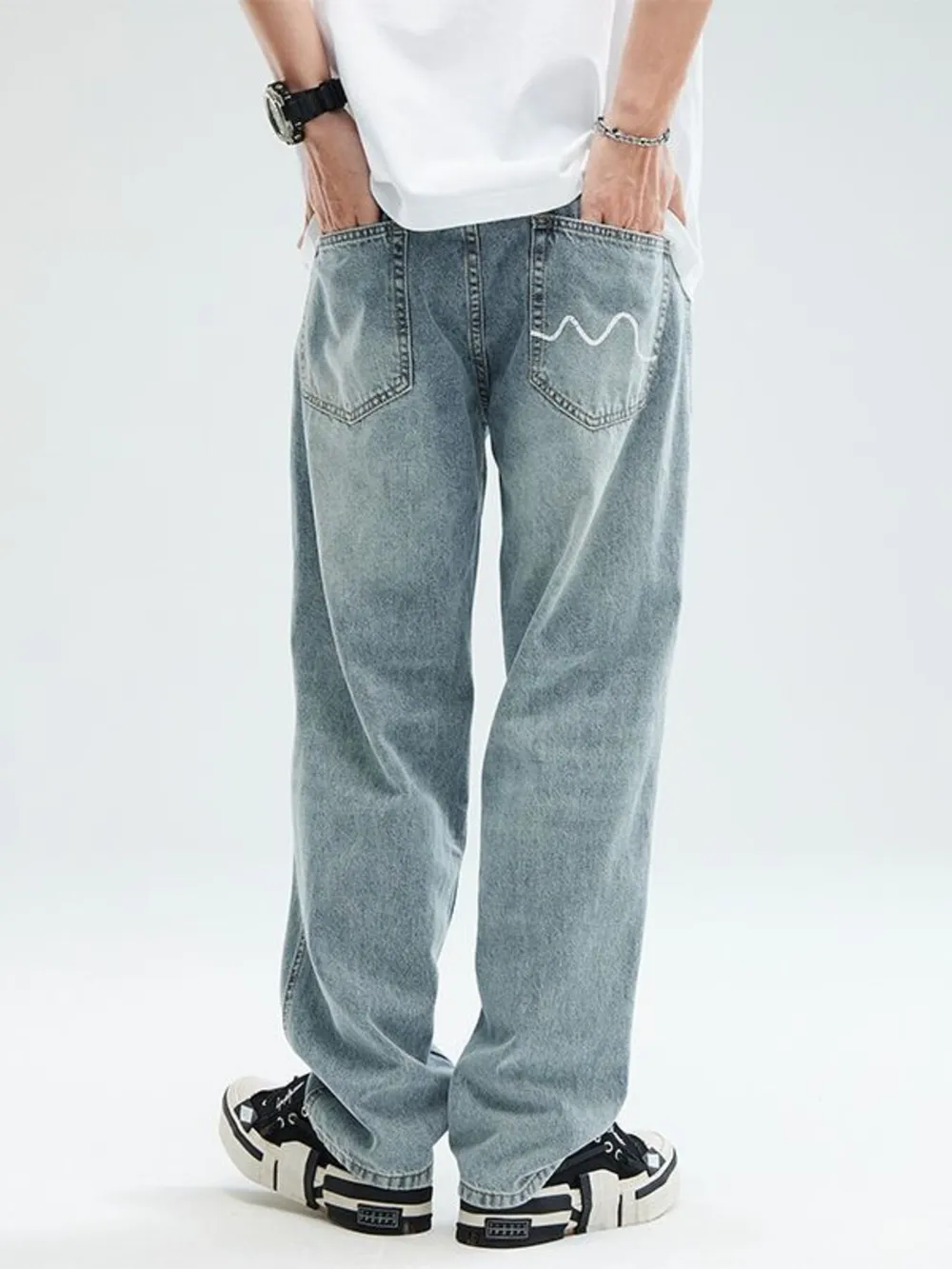Men's Relaxed Fit Jeans, image 2