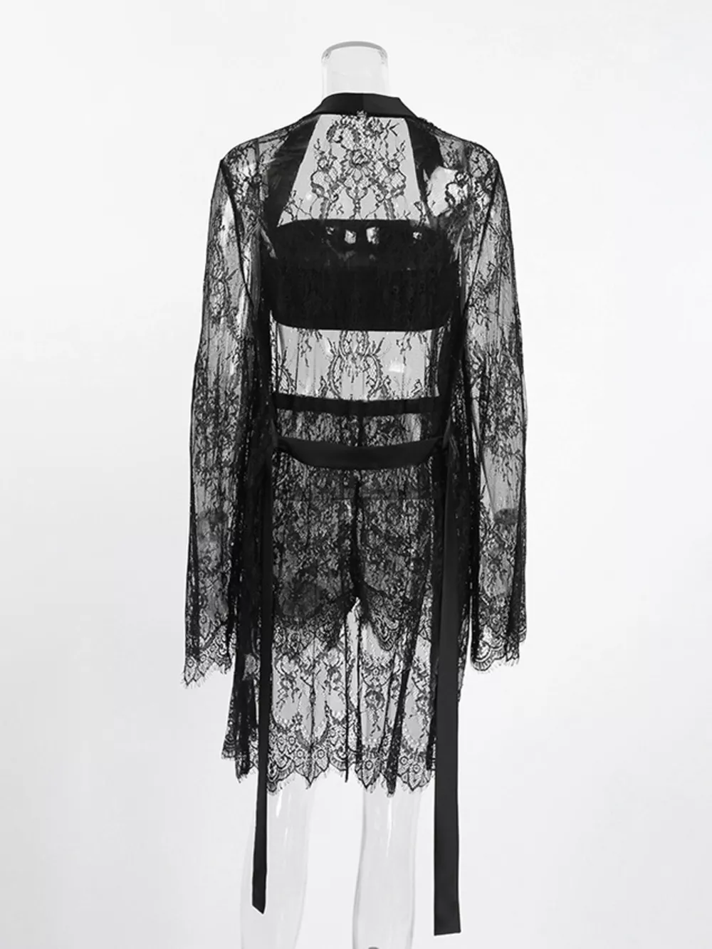 Lace Tube Top & Cardigan and Shorts Three-Piece Lounge Set, image 7