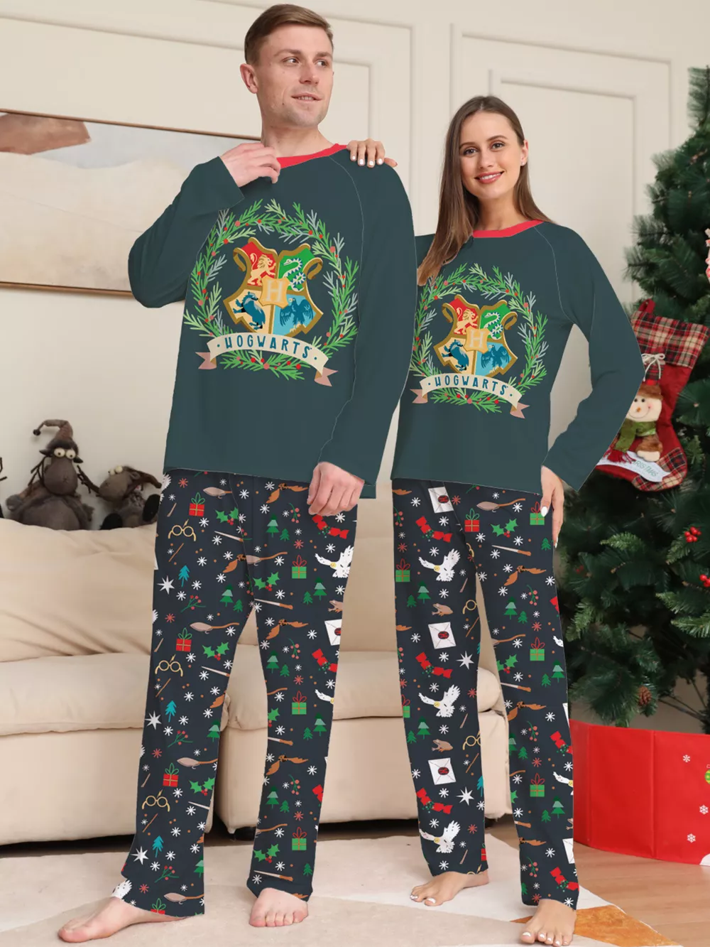 Full Size Family Matching Hogwarts Graphic Pajama Set Plus Size, image 3