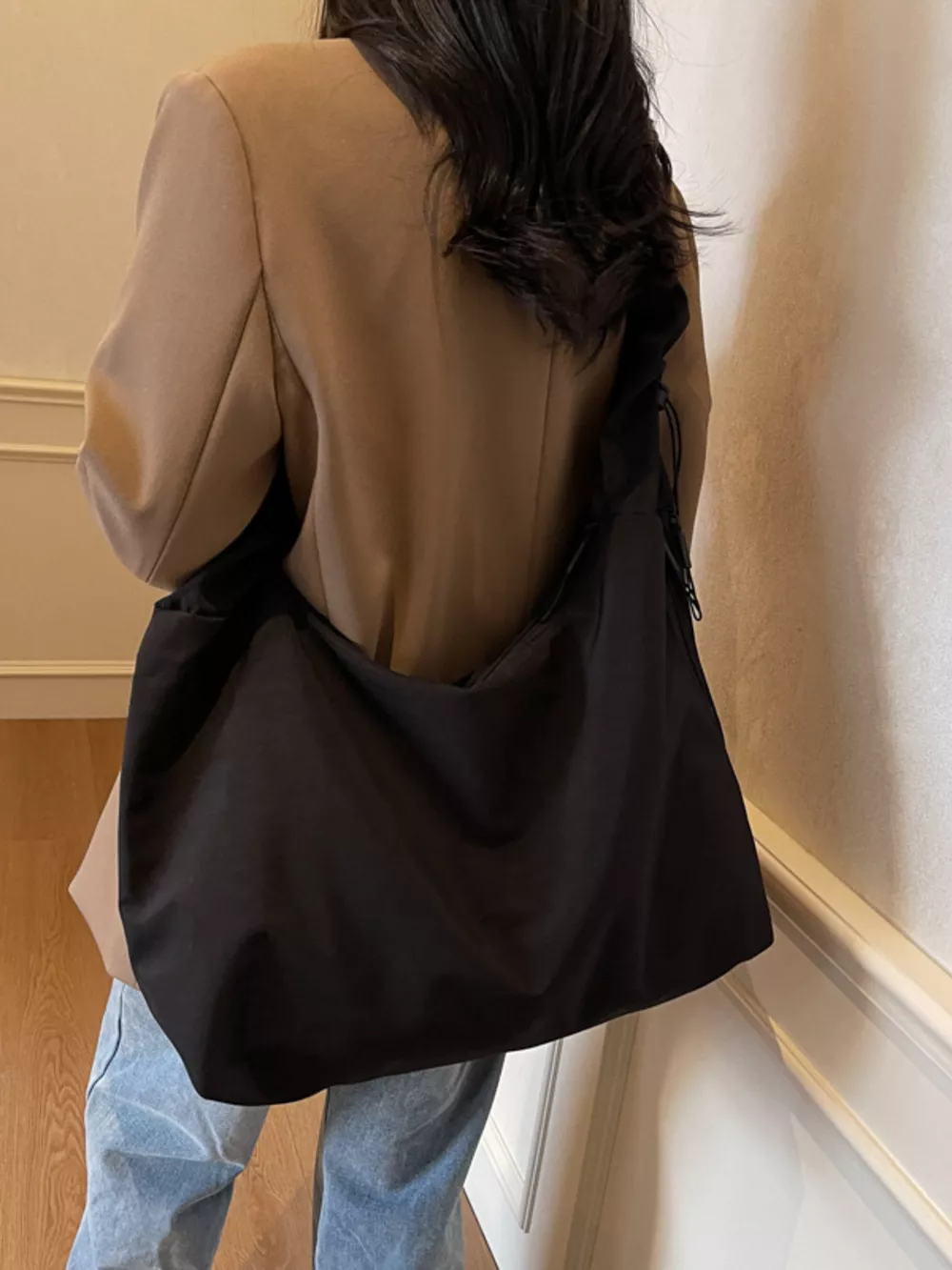 Ruched Handle Lightweight Shoulder Bag, image 5