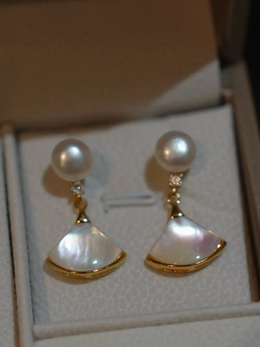 Fan-Shaped Pearl Drop Earrings, image 5