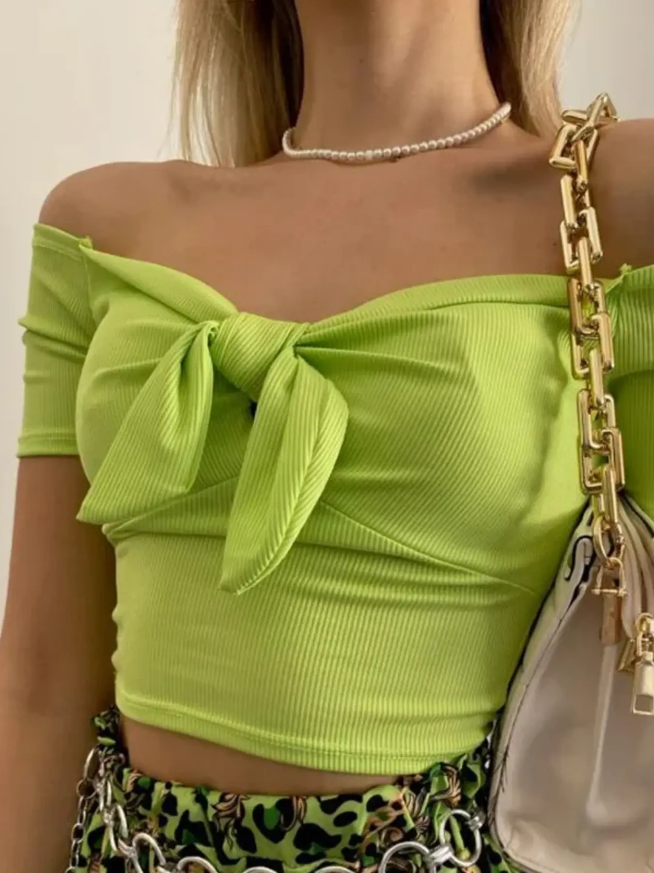 Off-Shoulder Bow-Tie Crop Top, image 5