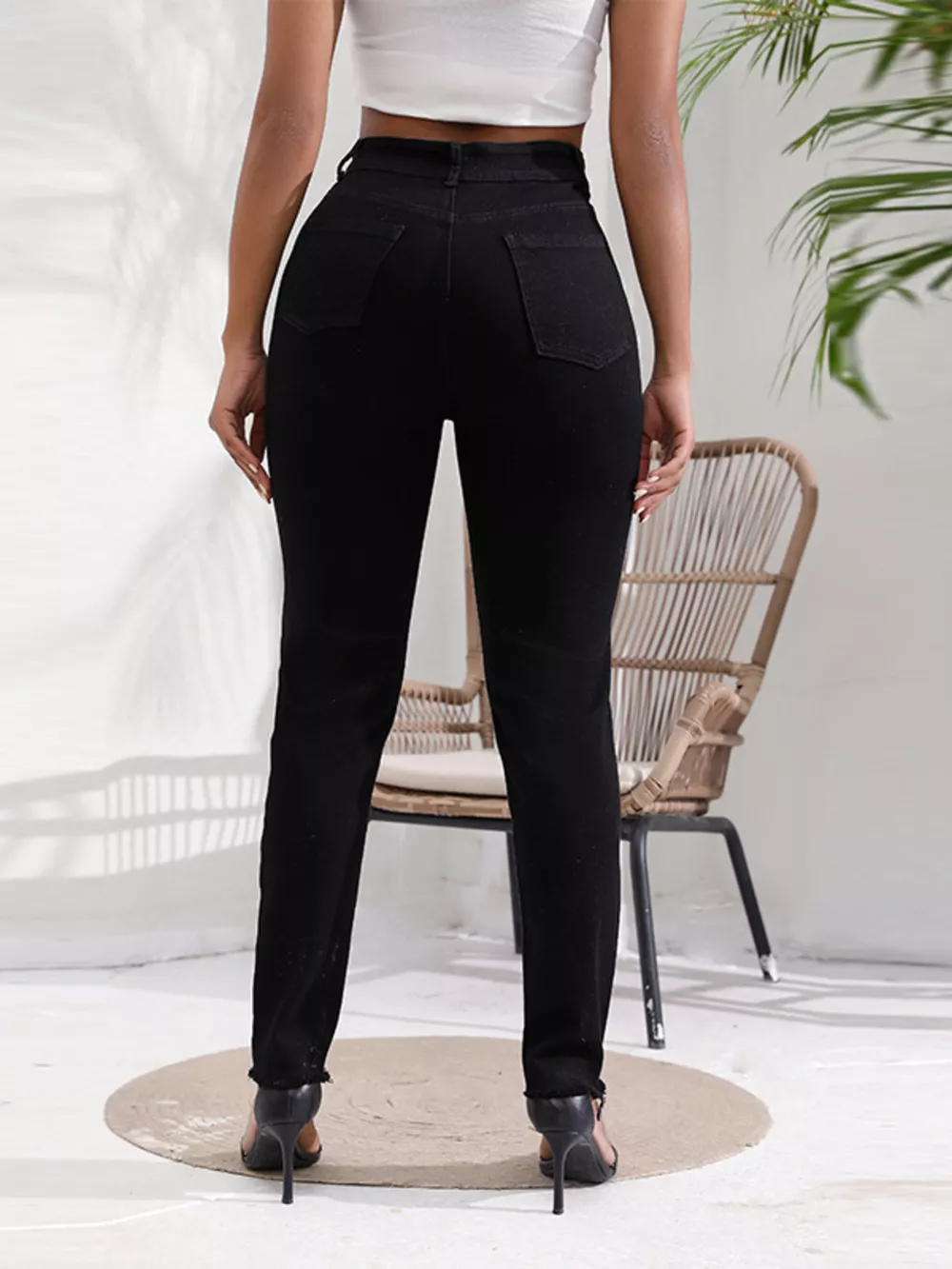Distressed High-Waisted Jeans, image 5