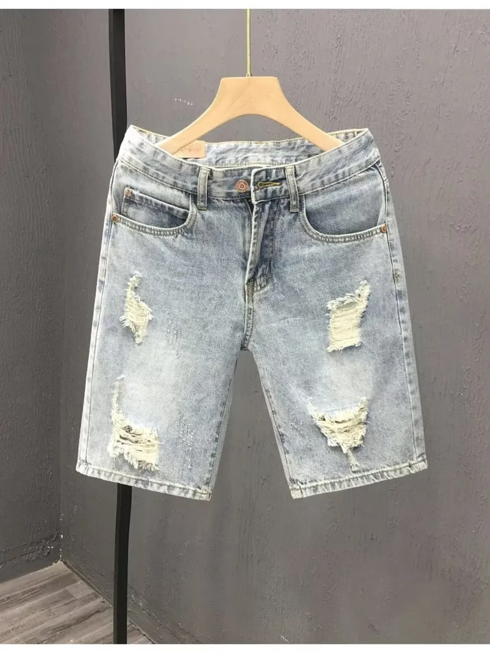 Men's Distressed Wash Denim Shorts