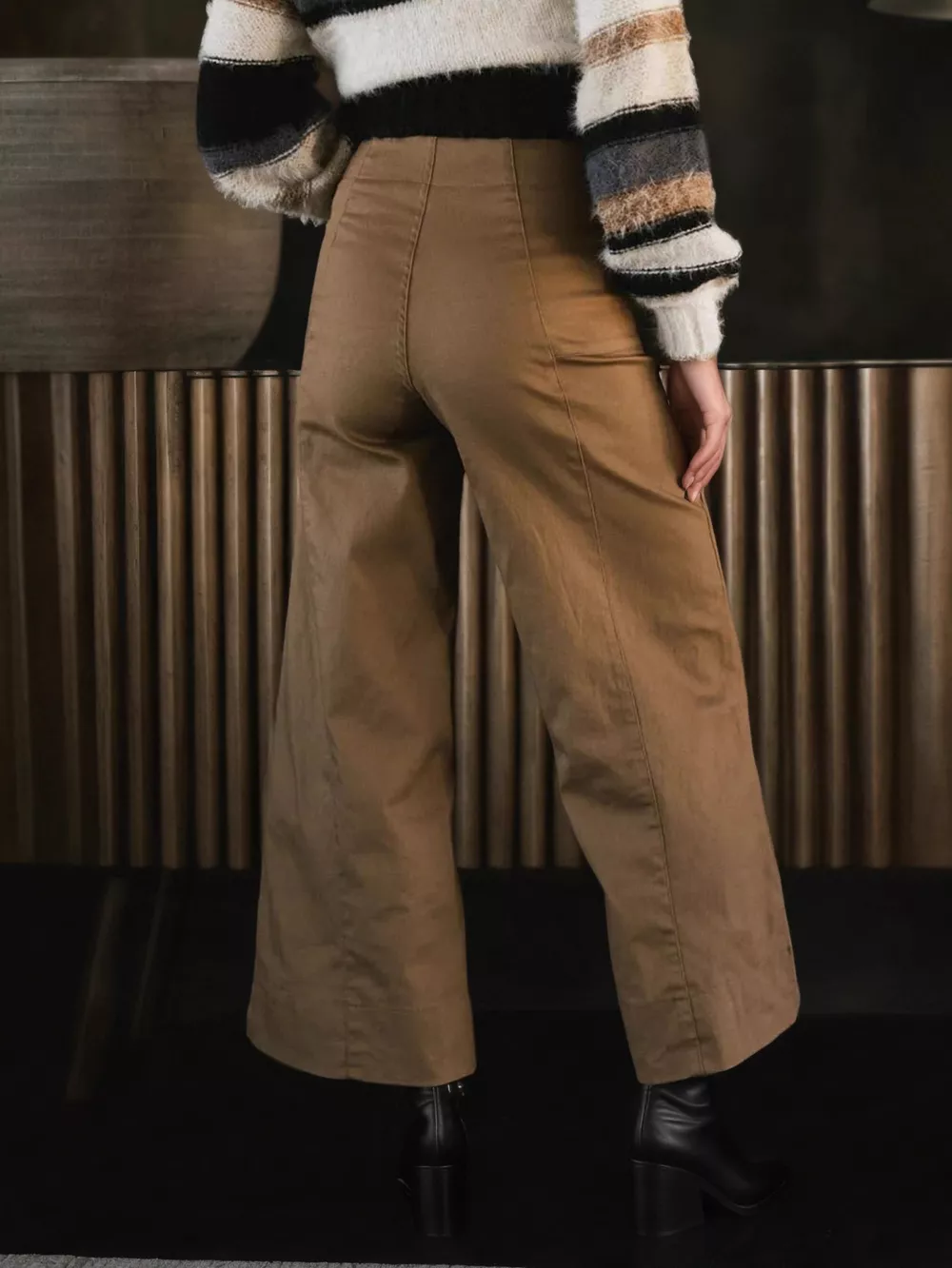 High-Waisted Wide Leg Cropped Pants, image 2