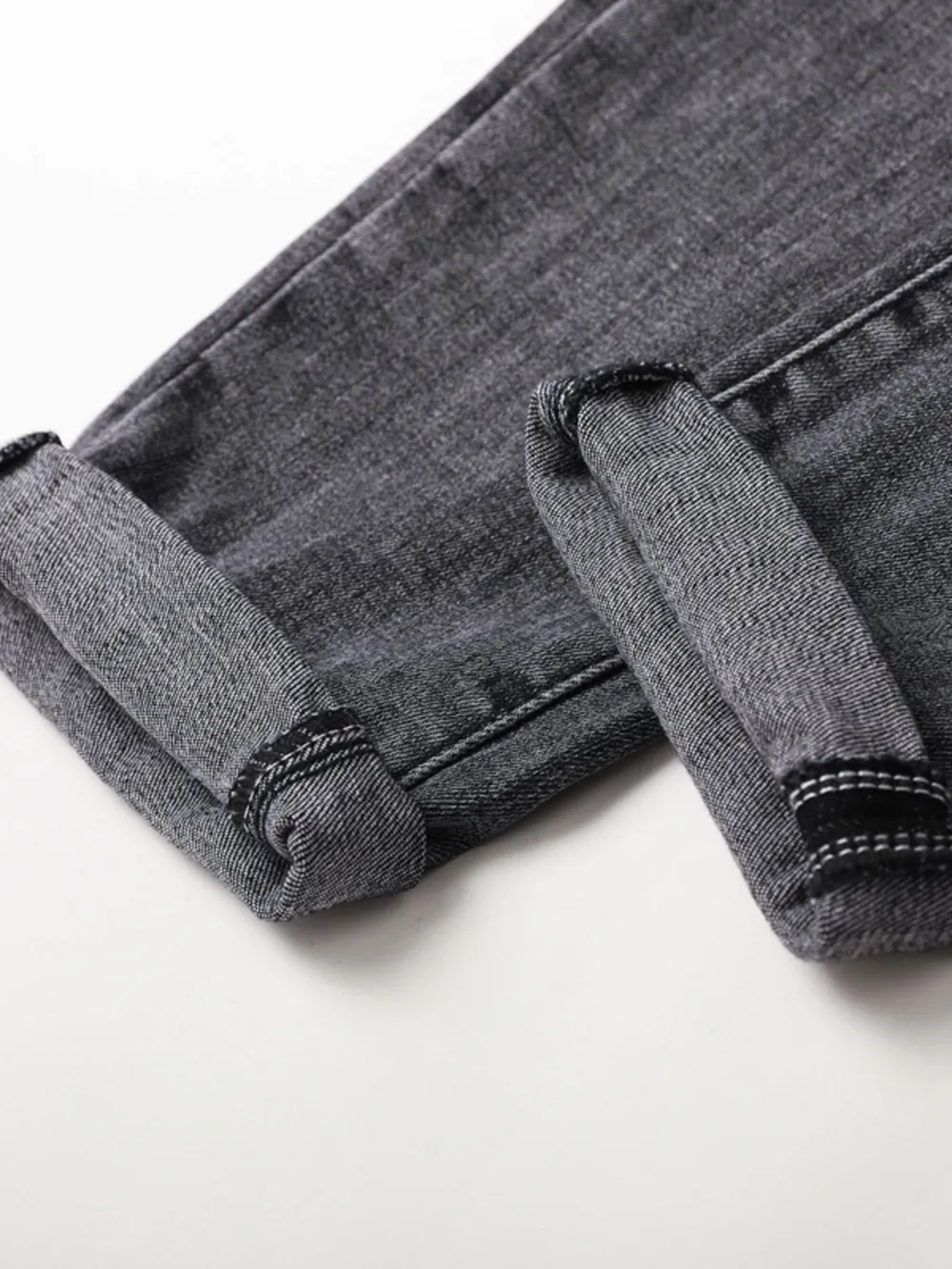 Men's Distressed Slim Fit Ripped Jeans, image 9