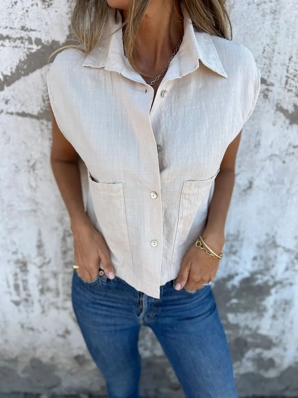 Full Size Textured Button-Front Sleeveless Shirt Plus Size, image 3