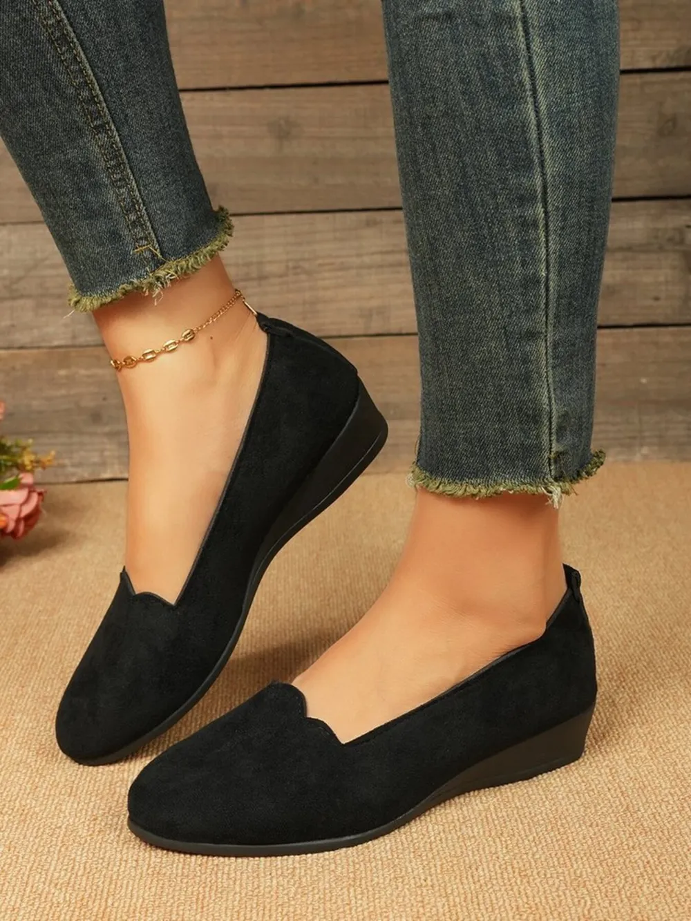 Round Toe Slip-Ons, image 4