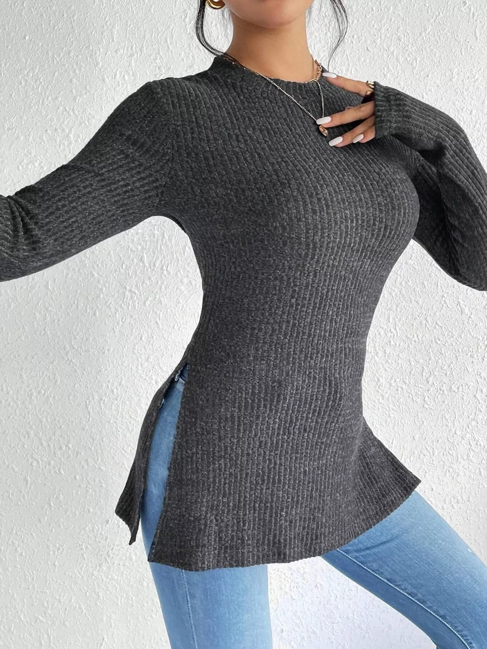 Slit Round Neck Long Sleeve T-Shirt, image 3