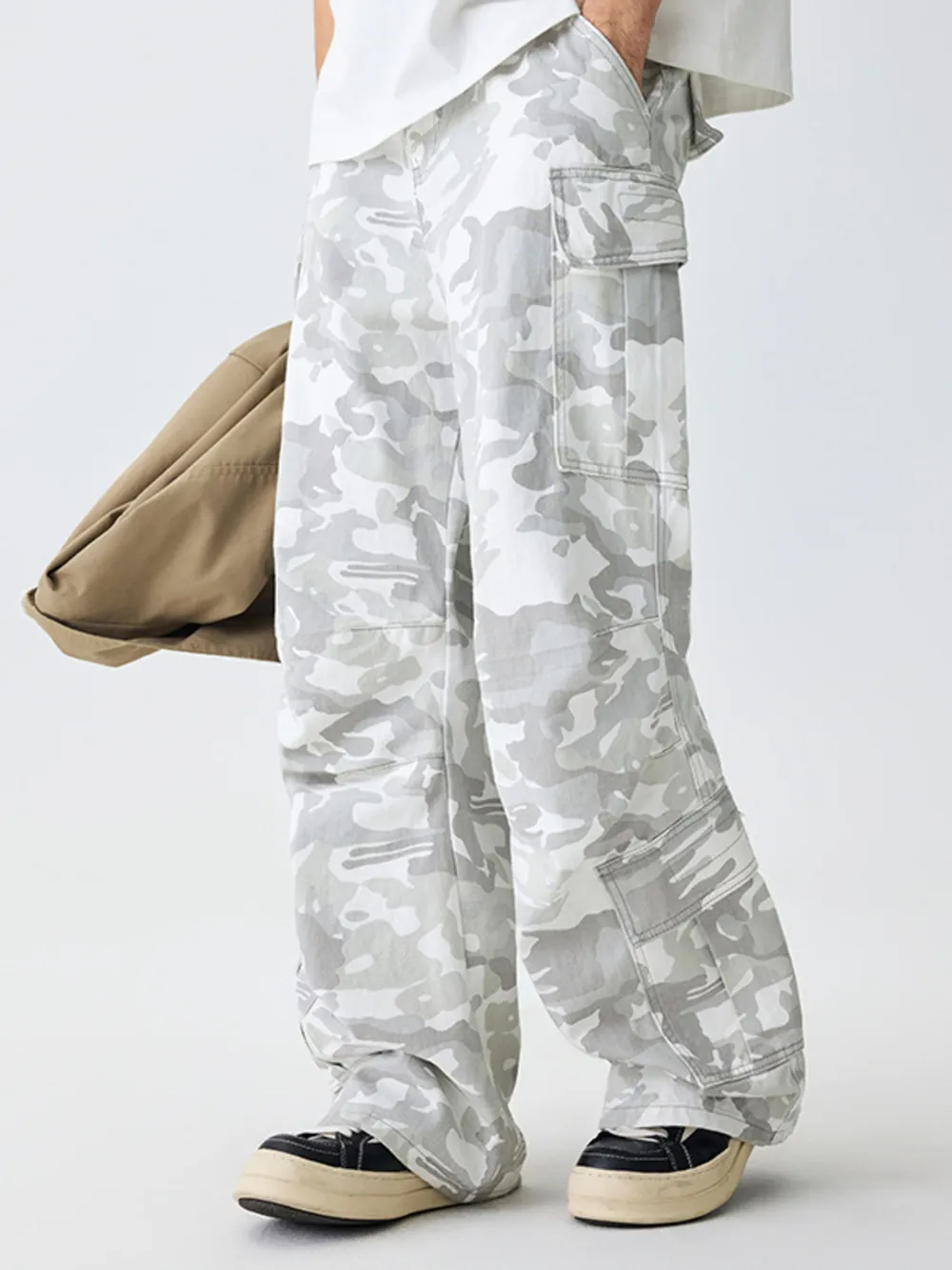 Men's Relaxed Fit Camo Cargo Pants