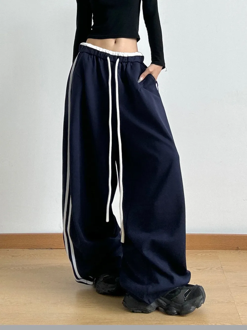 Wide Leg Drawstring Pants, image 19