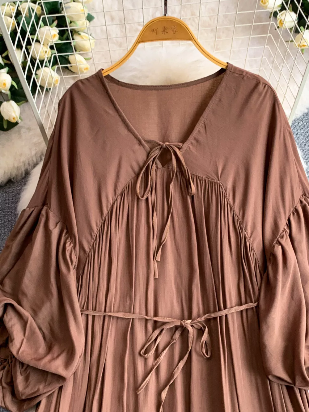 Balloon Sleeve Tie-Waist Dress, image 28