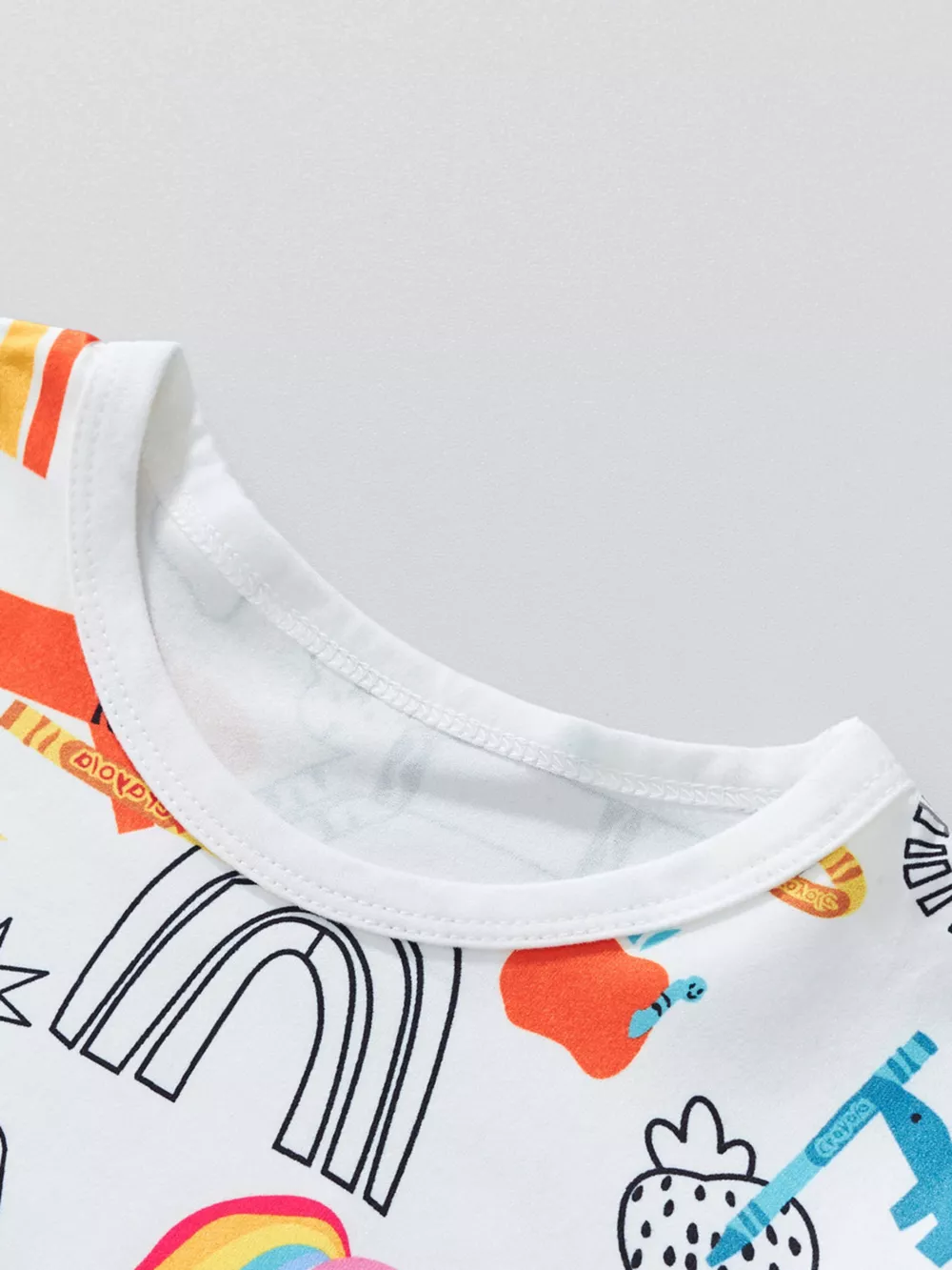 Children's Cartoon Print Short Sleeve Tee and Shorts Set, image 5