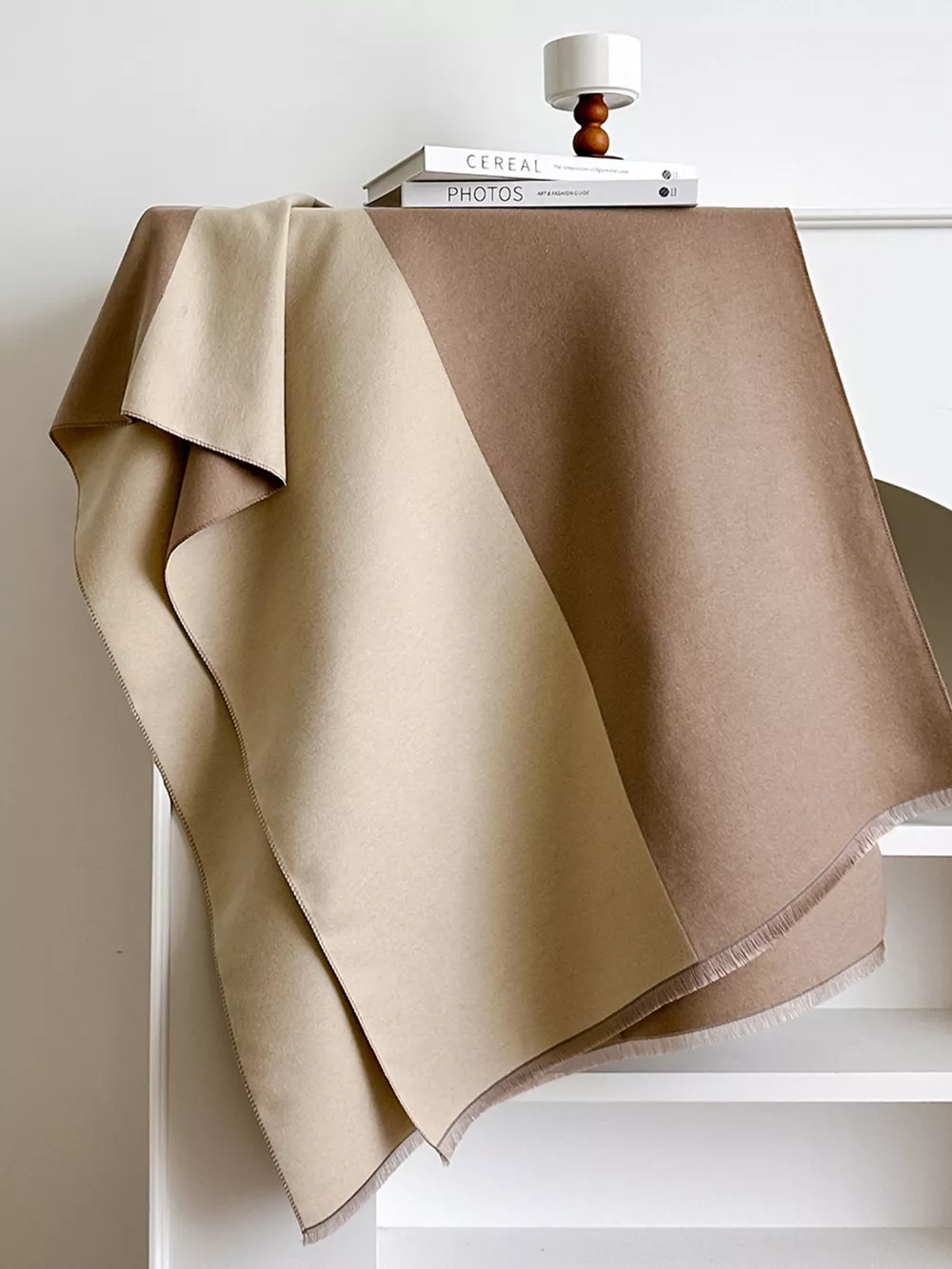 Two-Tone Raw Hem Scarf, image 2
