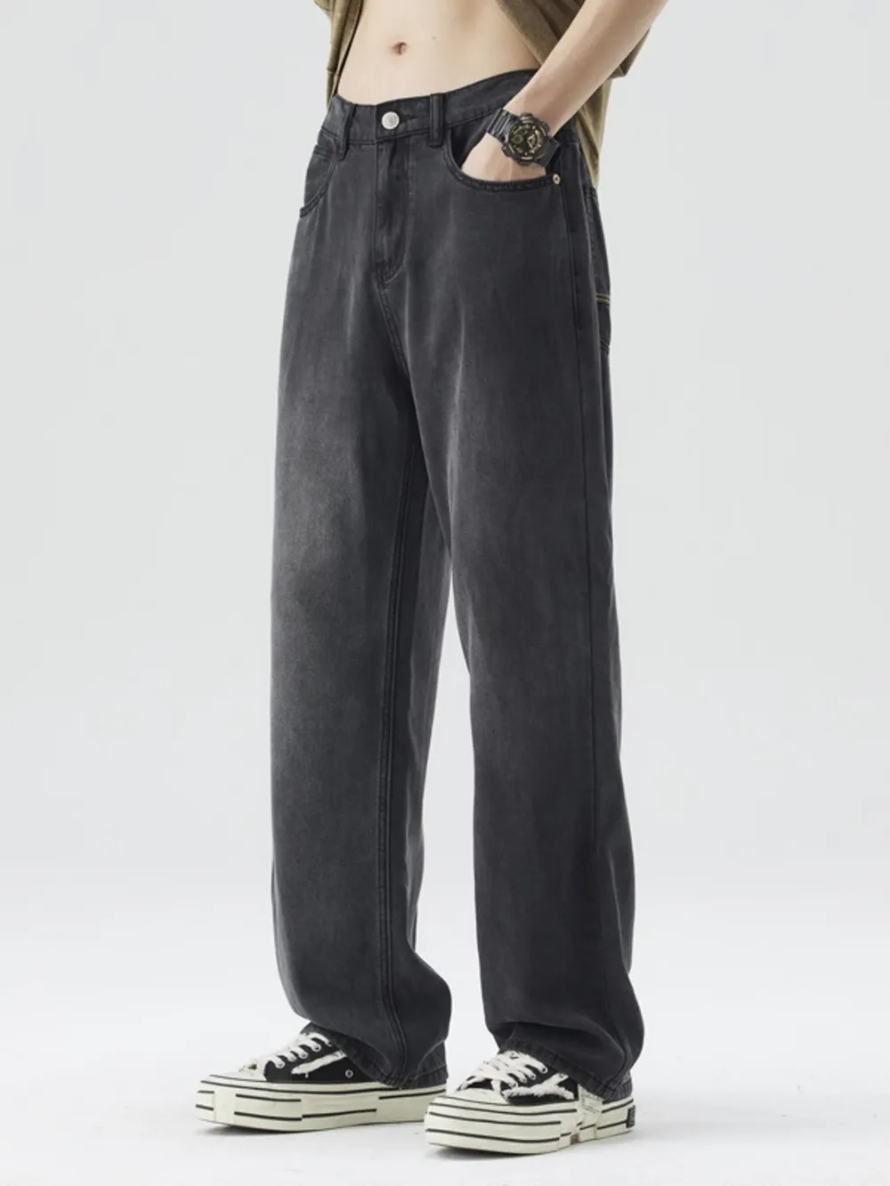 Men's Wide-Leg Relaxed Fit Jeans