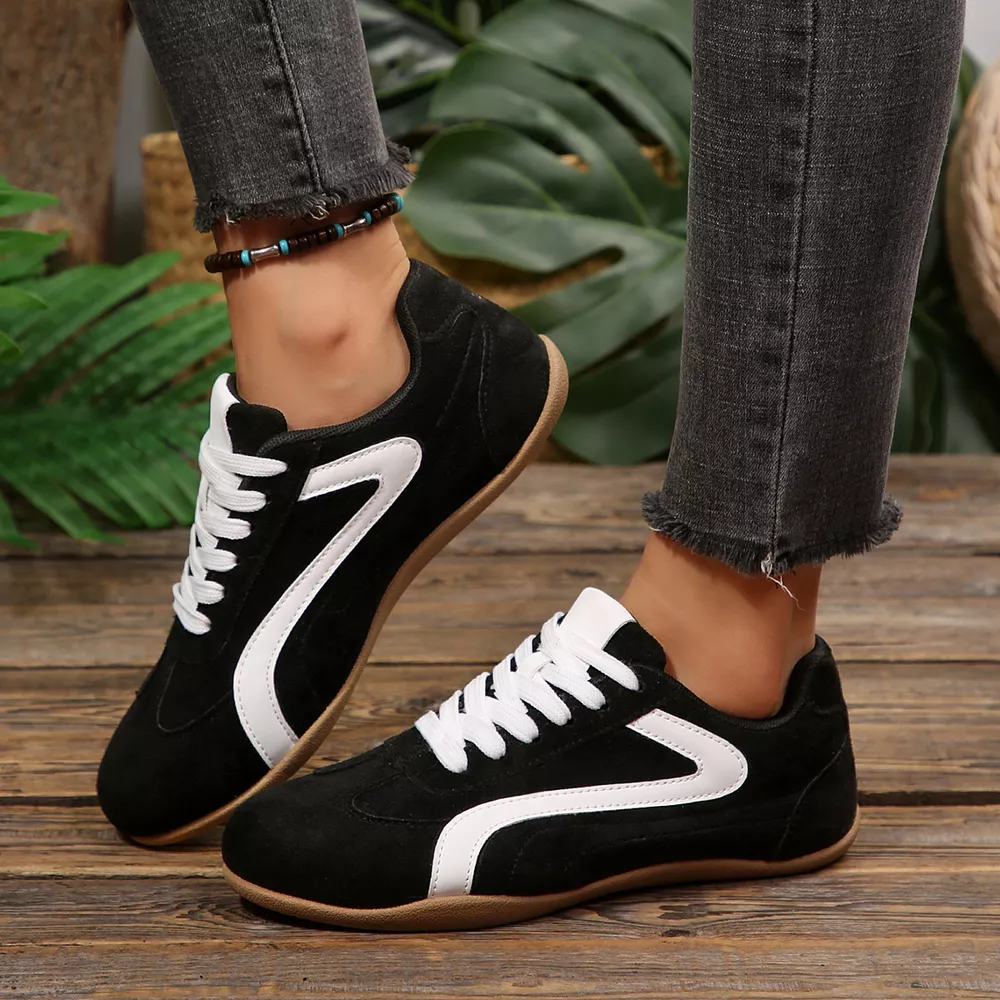 Round Toe Lace Up Sneakers