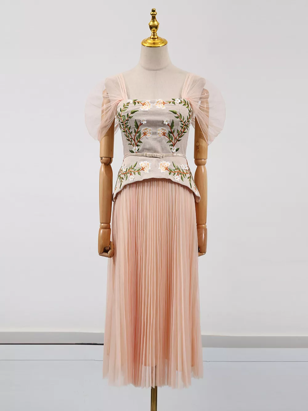 Embroidered Tulle Pleated Midi Dress