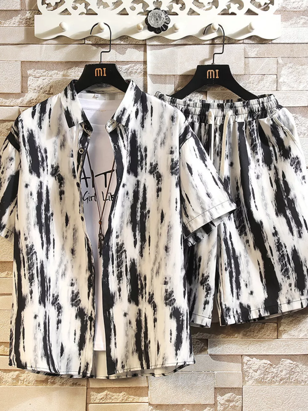 Men's Printed Button Up Shirt and Shorts Set, image 5