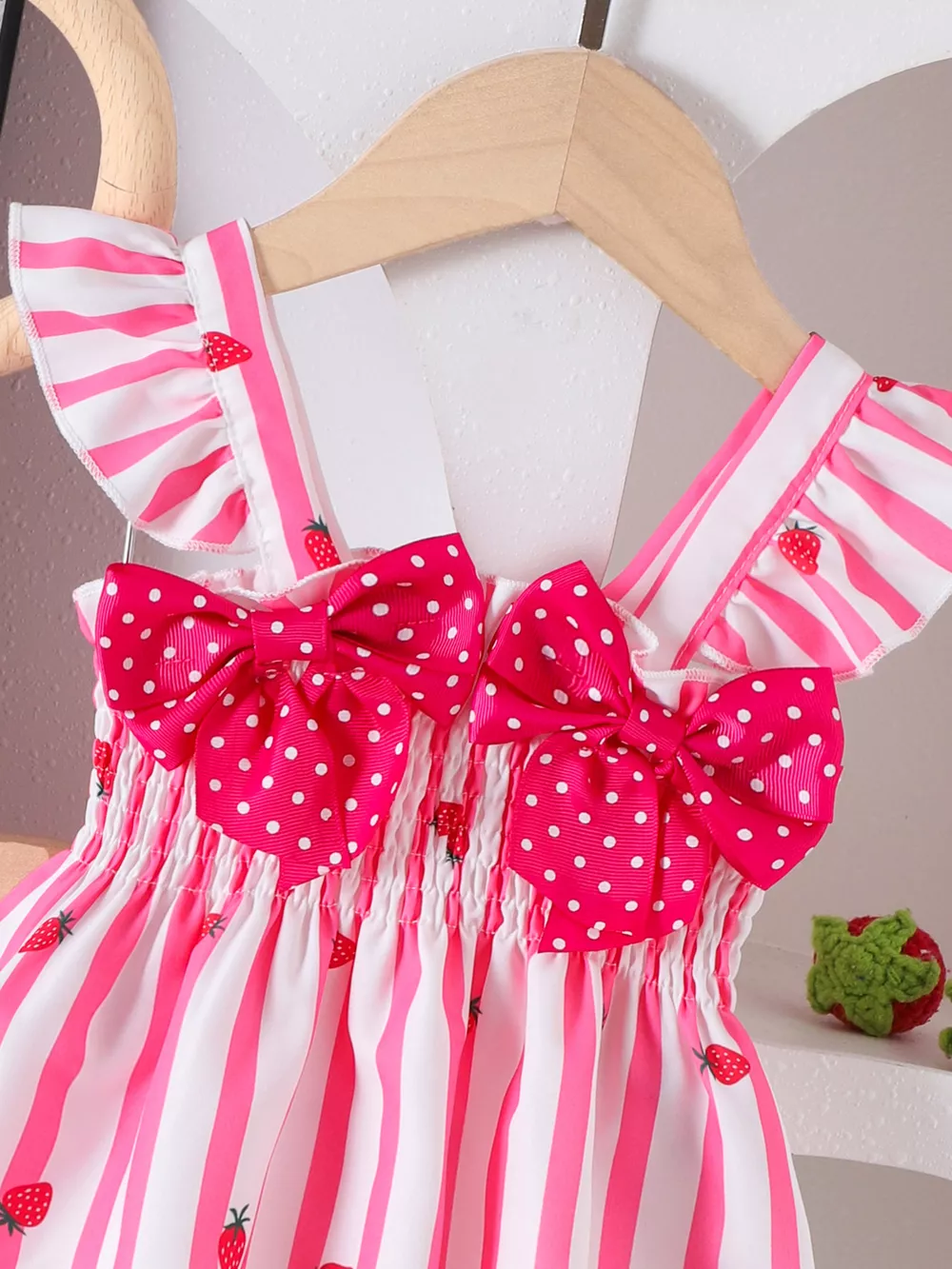 Children's Bow Ruffled Striped Top and Shorts Set, image 4