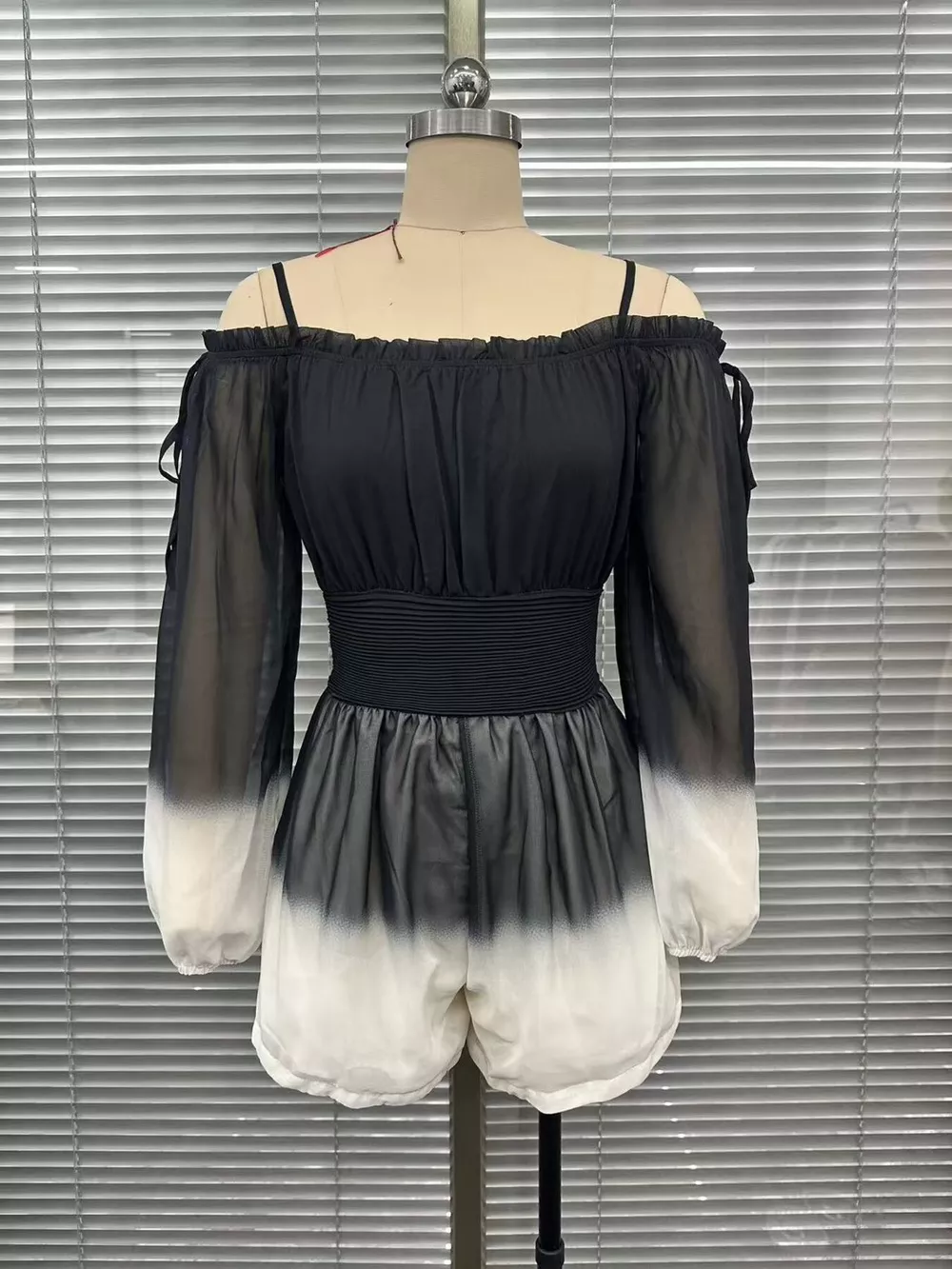 Gradient Spaghetti Strap Romper, image 4