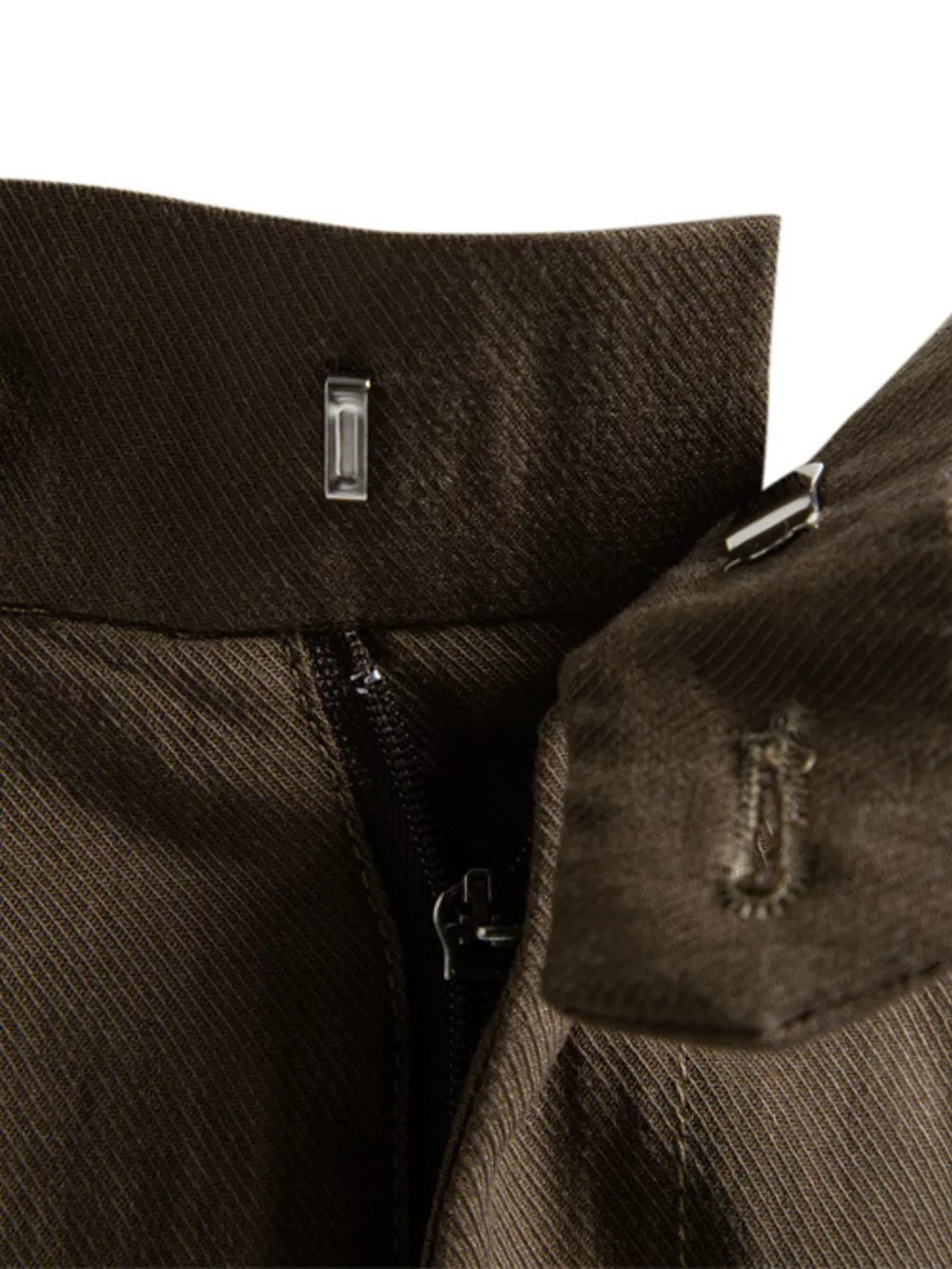 Men's Pleated Shorts with Pockets, image 2