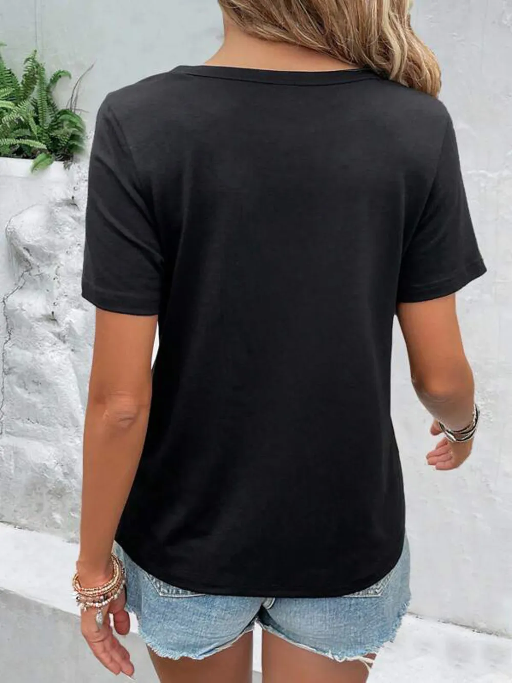Hollow Out Neckline Short Sleeve T-Shirt, image 3