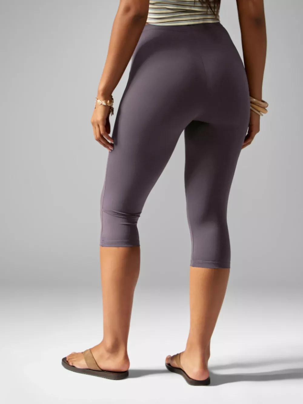 High-Waisted Active Capri Leggings, image 10