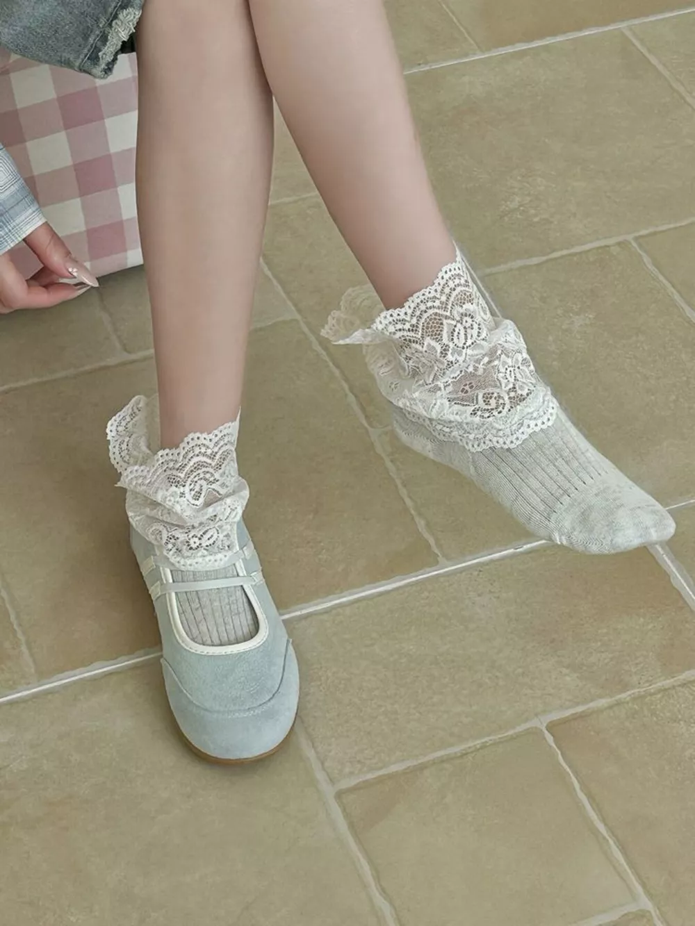 Lace Ankle Socks, image 3