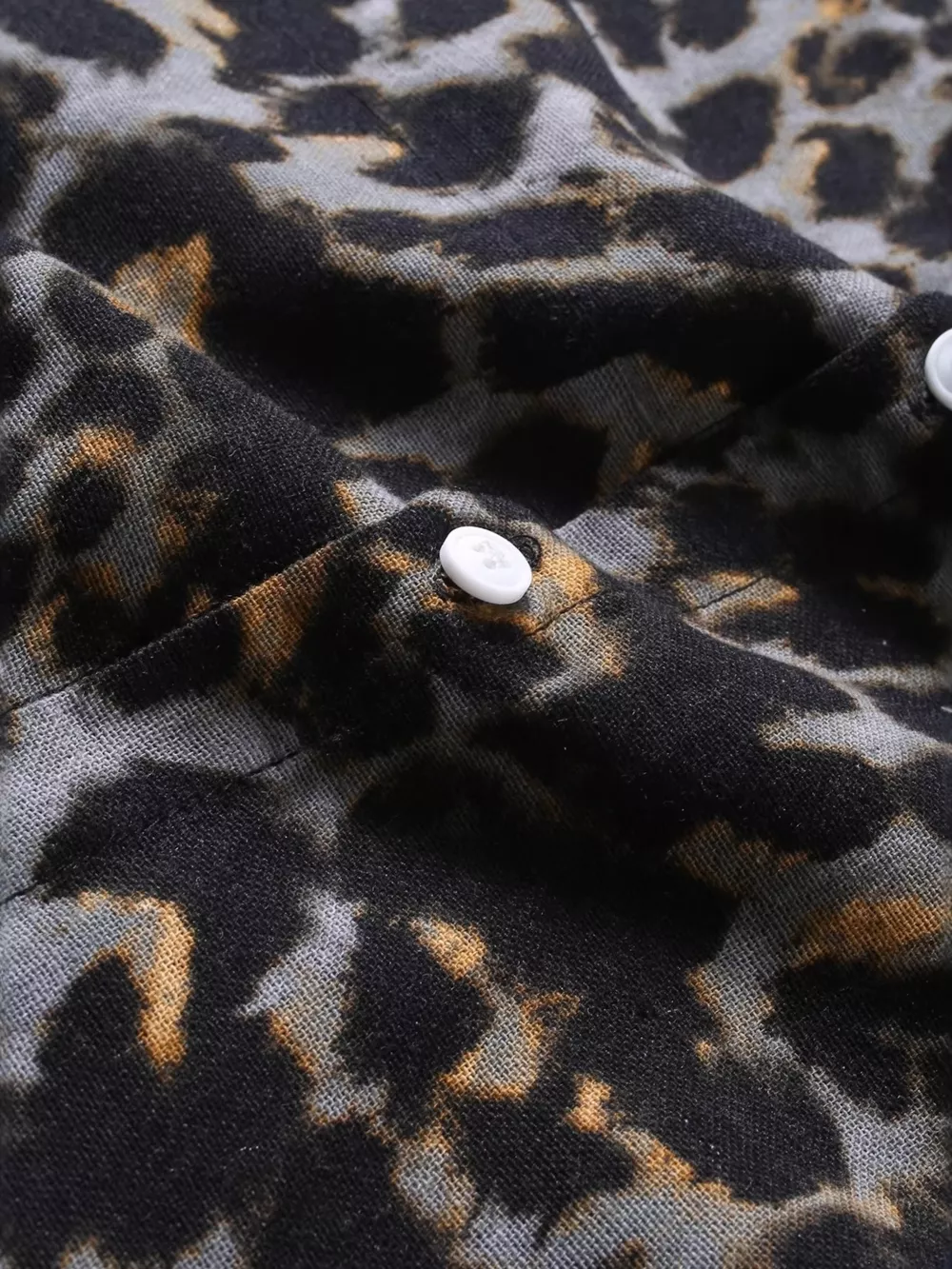 Men's Short Sleeve Leopard Print Casual Button-Down Shirt, image 4