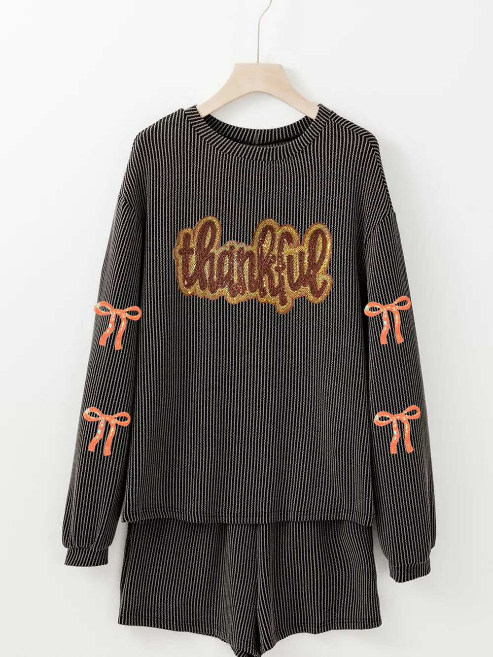 Thankful Letter Patched Sequin Bow Sleeve Twisted Ribbed Top and Short Set, image 2