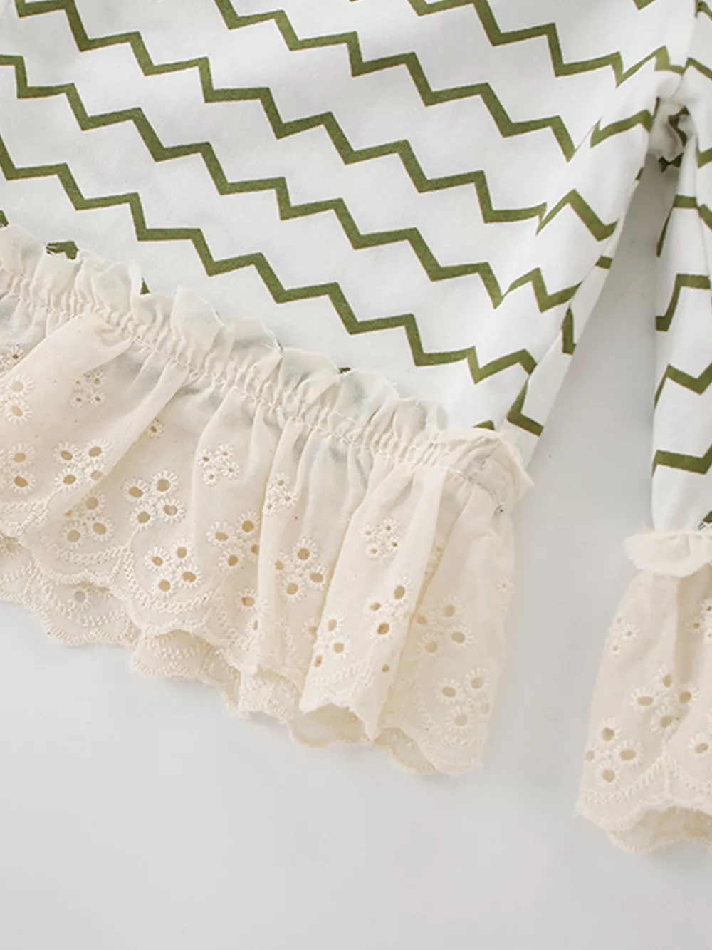 Children's Ruffled Round Neck Tee and Shorts, image 5