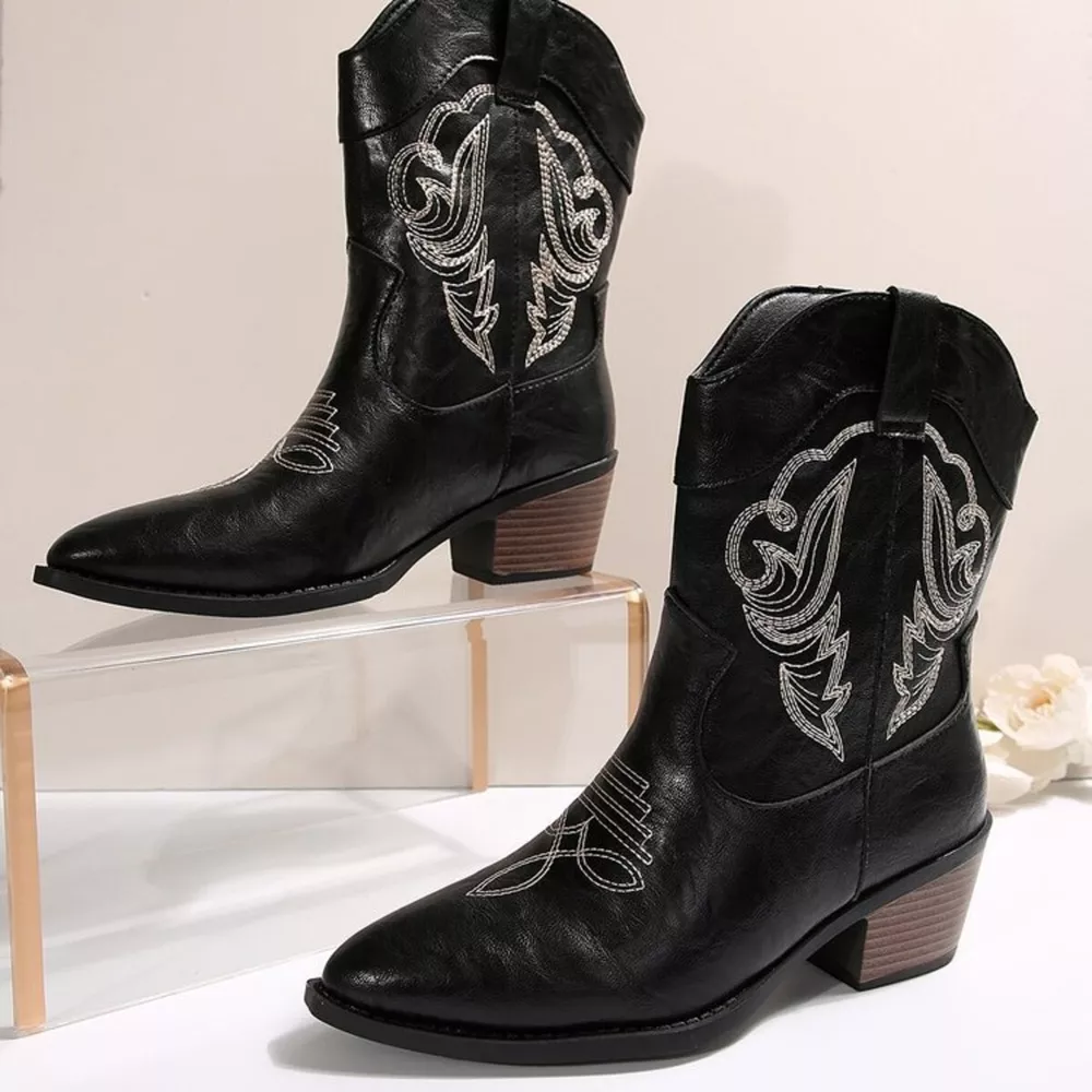 Western Cowboy Boots with Embroidered Design, image 5