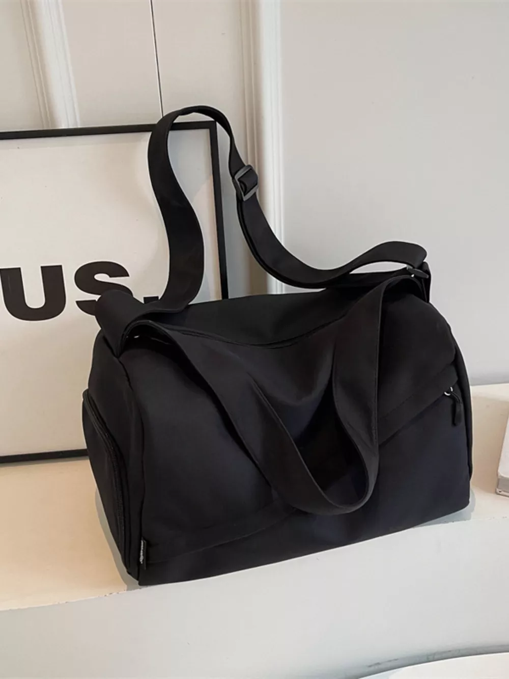 Adjustable Strap Solid Color Travel Bag