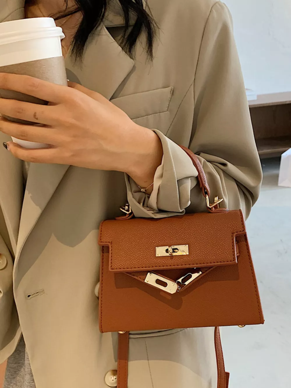 Adjustable Strap Flap Crossbody Bag, image 2