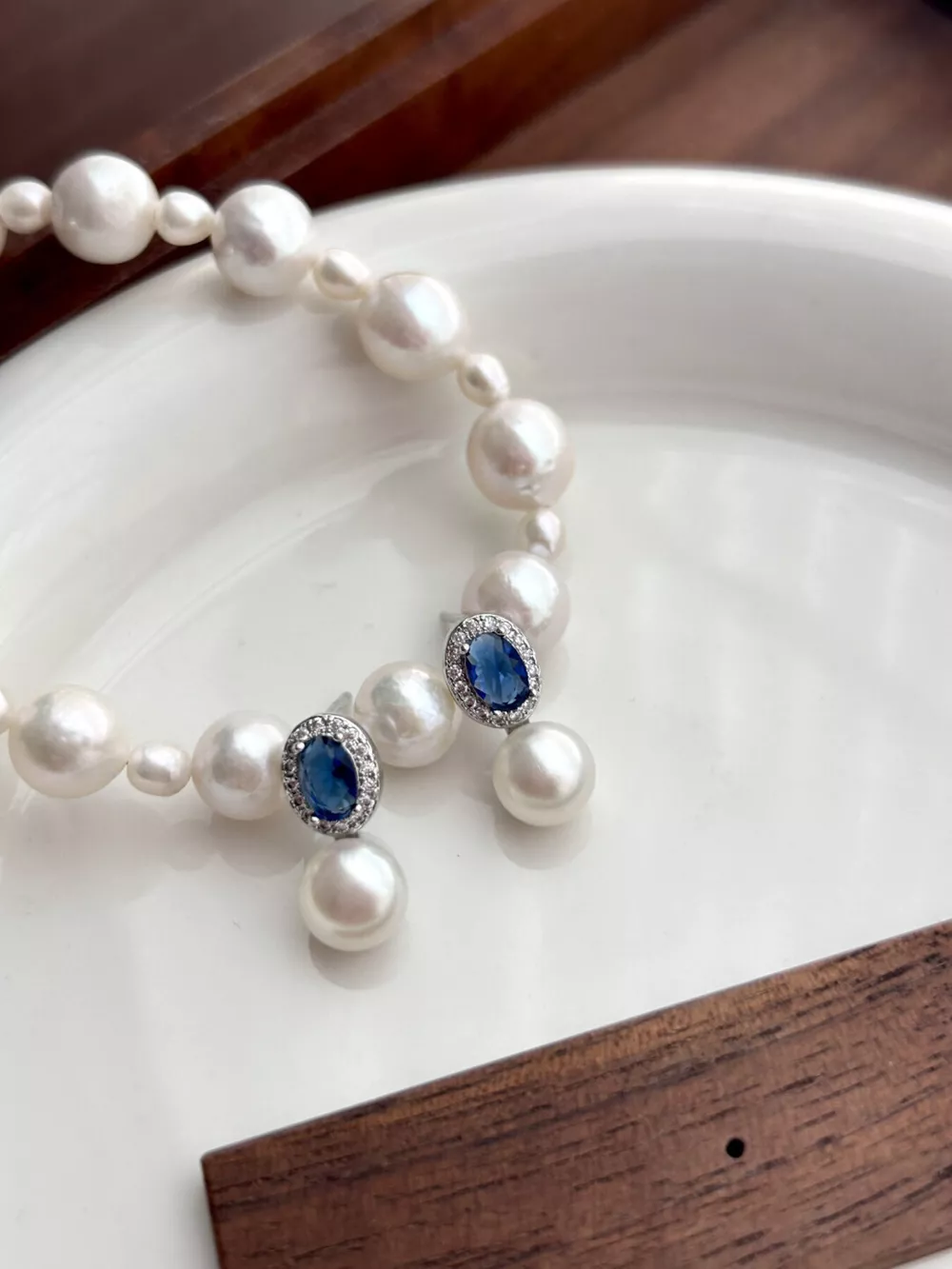 Pearl Drop Earrings, image 3