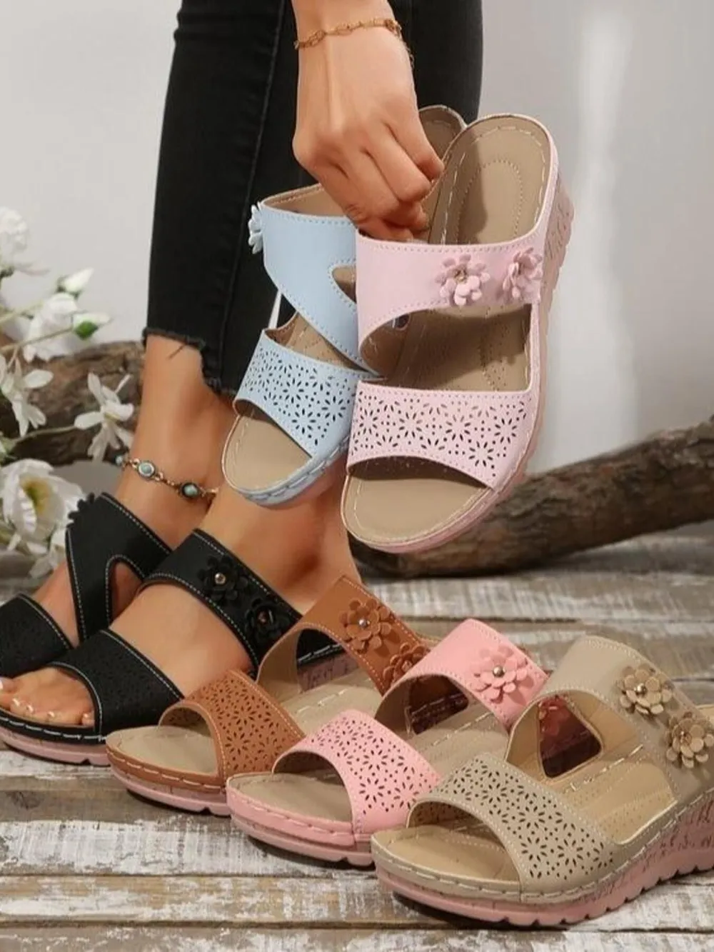 Hollow Out Comfort Wedge Sandals, image 2