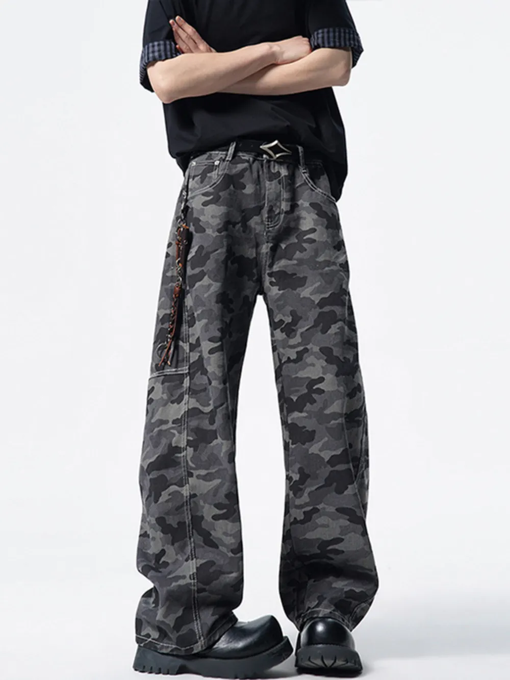 Men's Camo Wide-Leg Pants, image 2
