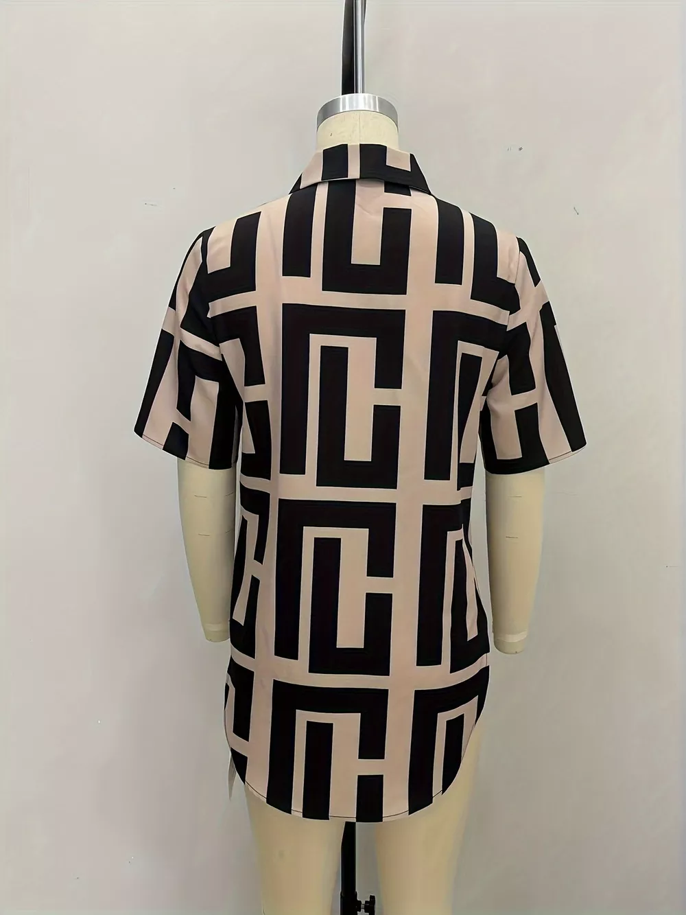 Geometric Print Button-Down Short Sleeve Shirt, image 6
