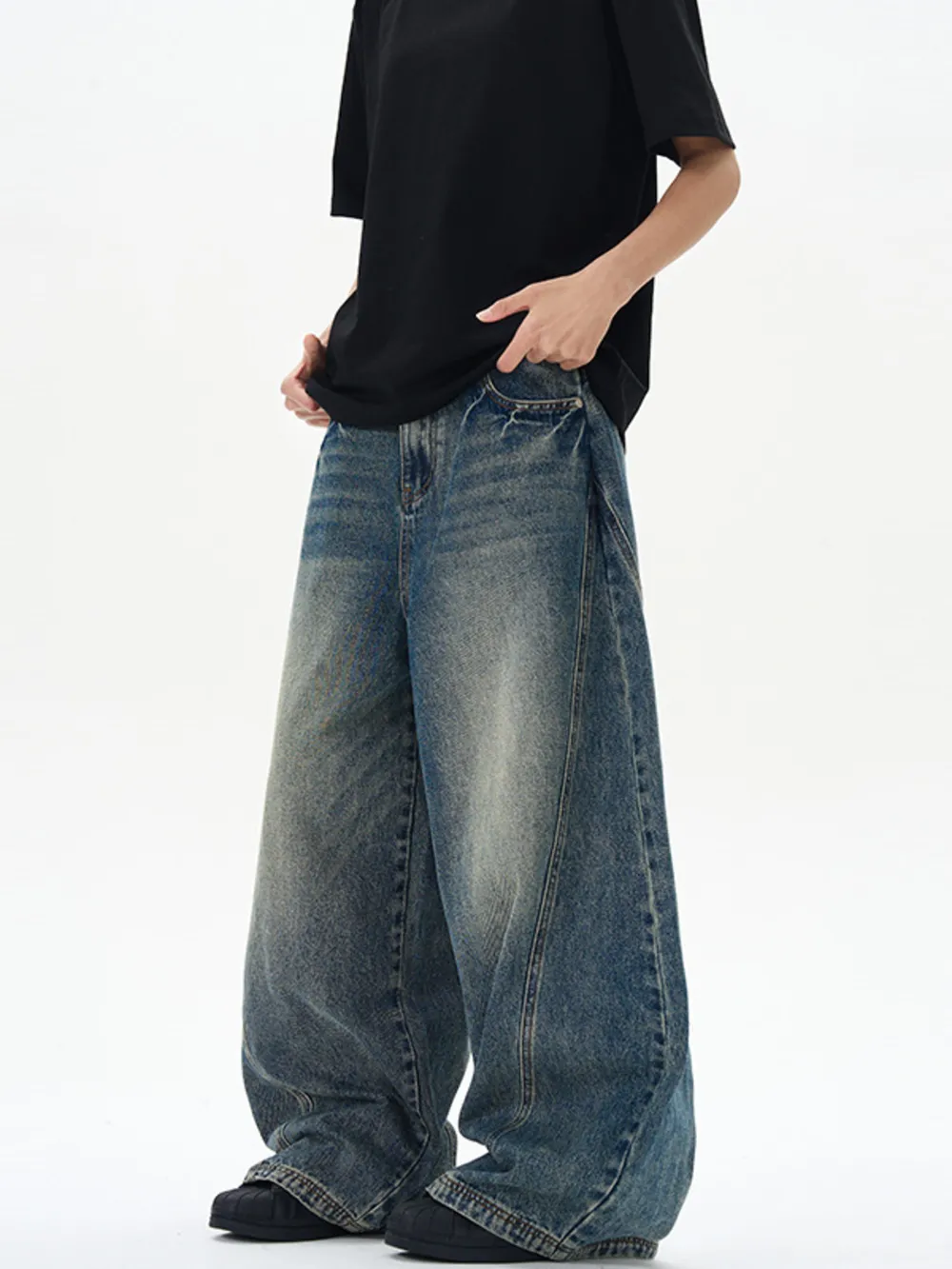 Men's Vintage Wash Wide Leg Jeans, image 2