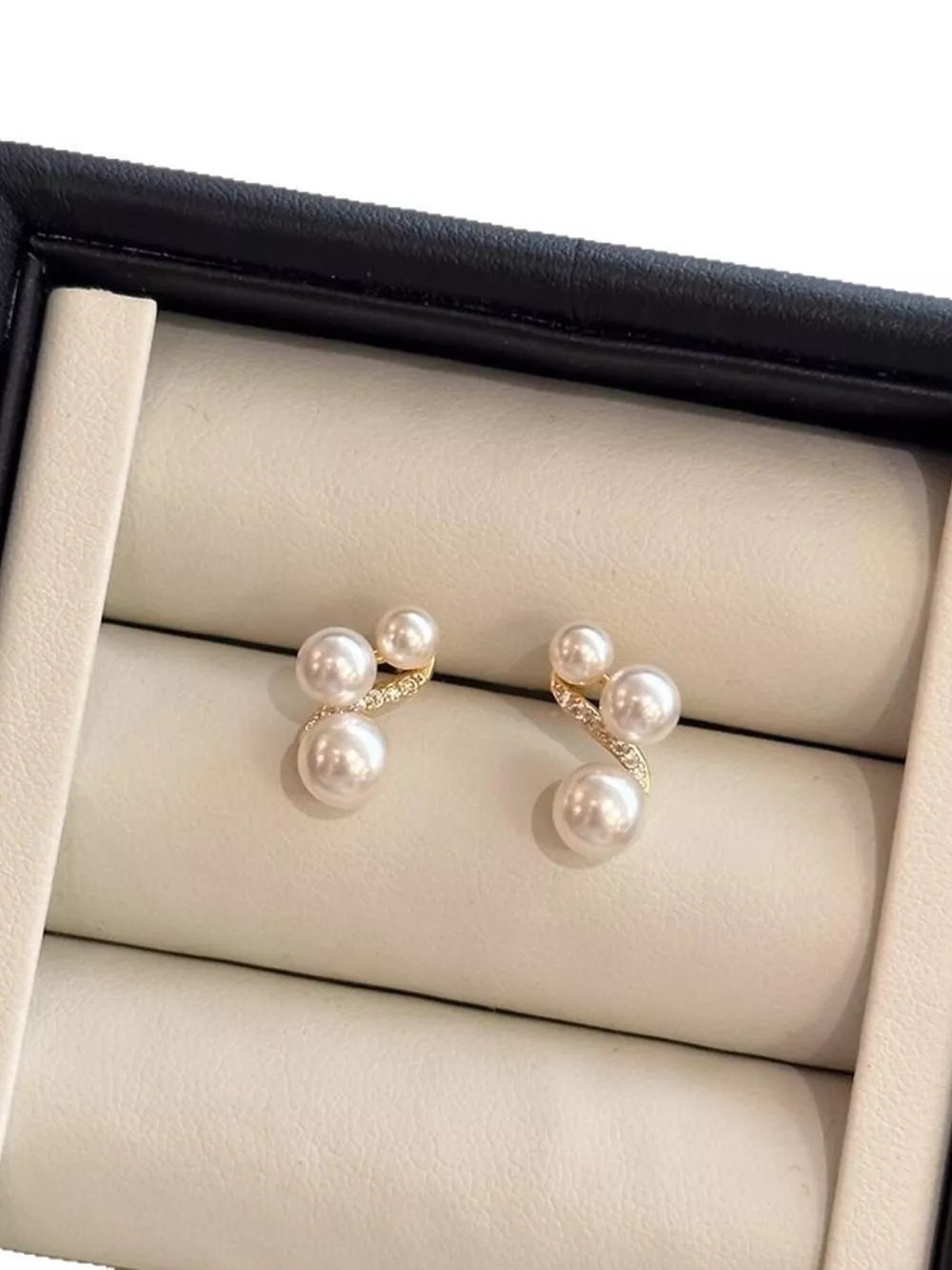 Pearl Cluster Earrings, image 5