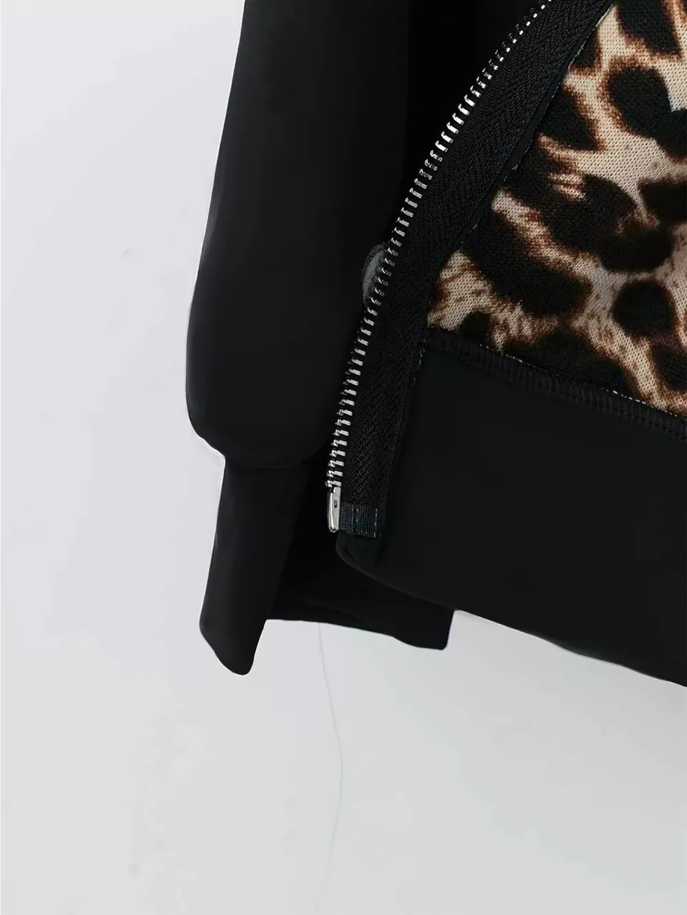 Hooded Leopard Lined Zip-Up Outerwear, image 2