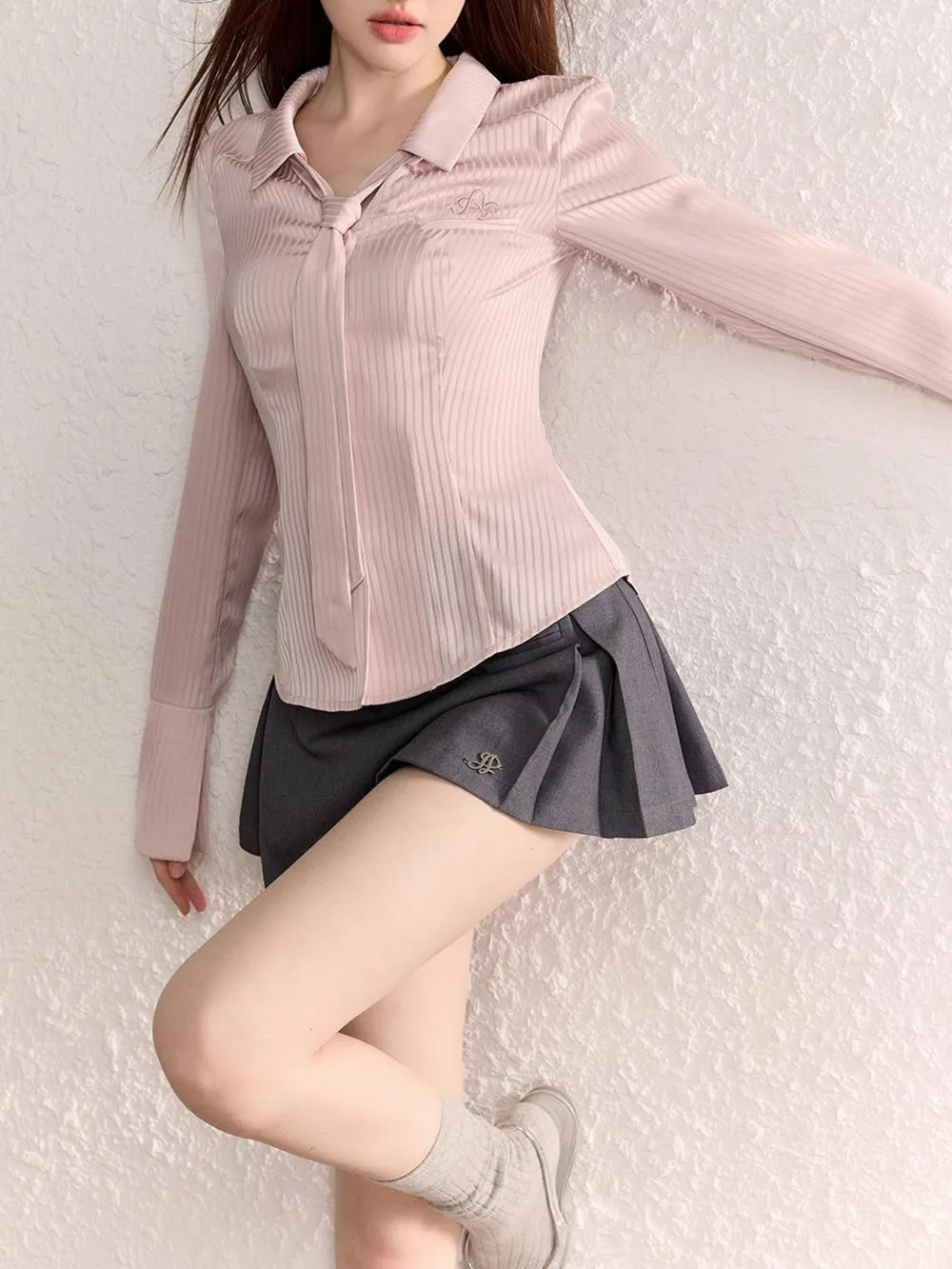 Button-Up Long Sleeve Shirt with Tie, image 4