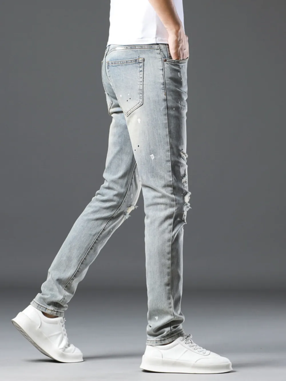 Men's Vintage Distressed Light Wash Skinny Jeans, image 3