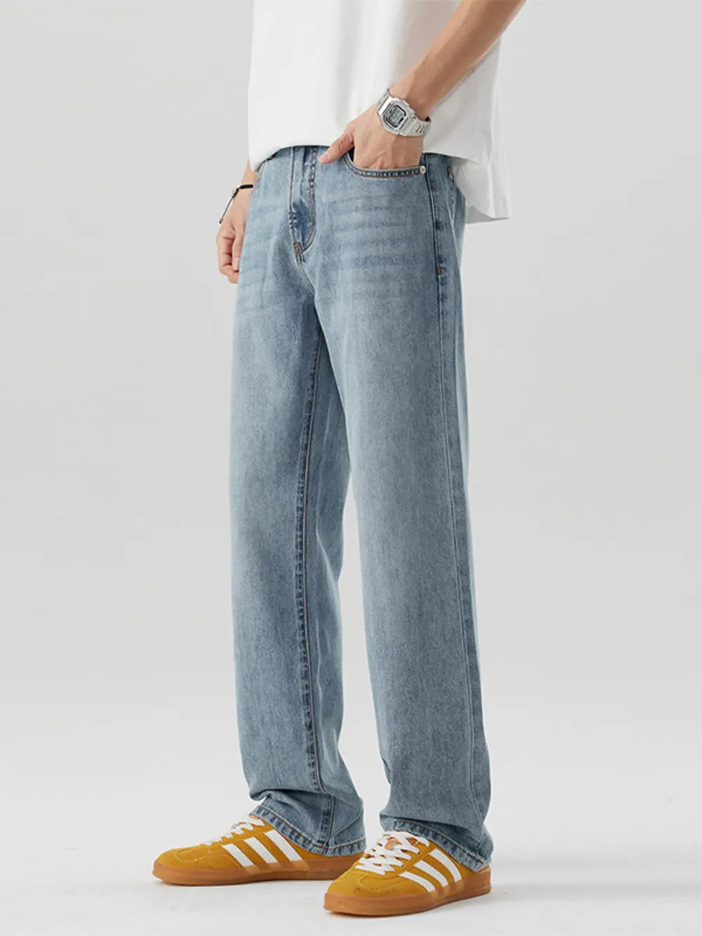 Men's Wash Relaxed Fit Jeans, image 3