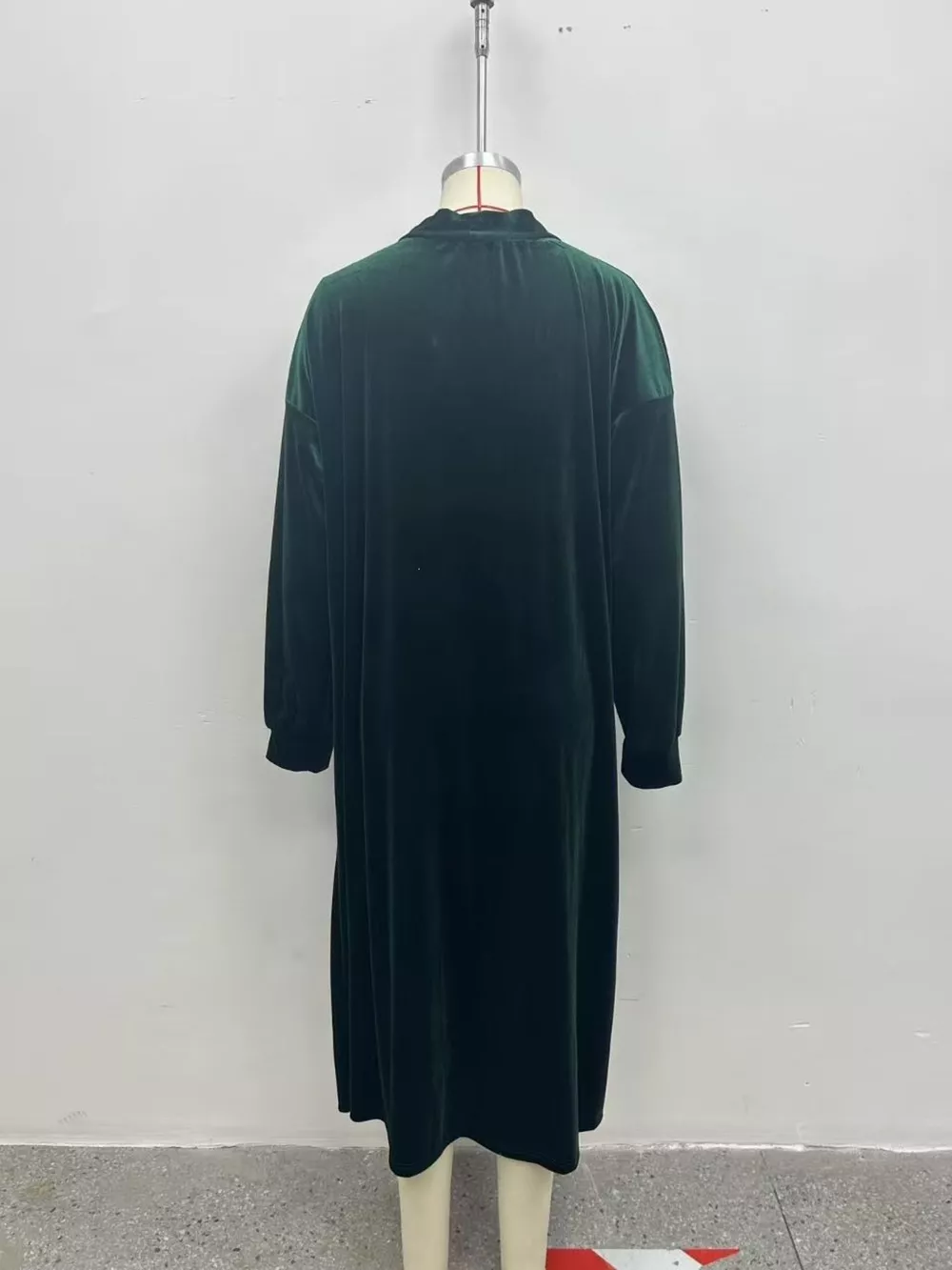Plus Size Velvet Open-Front Longline Cardigan, image 9