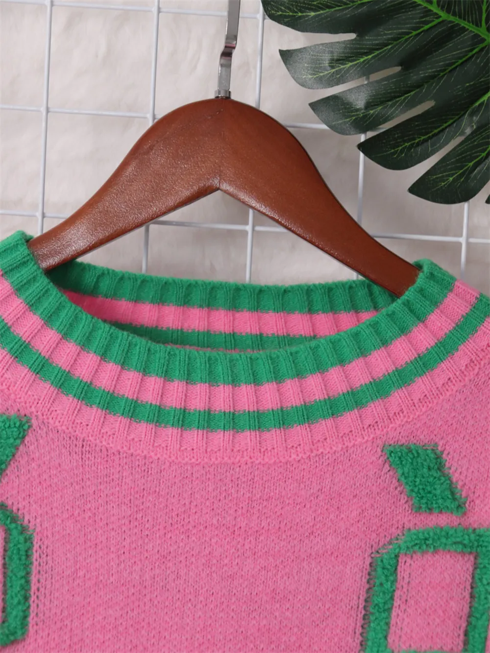 Contrast Round Neck Long Sleeve Sweater, image 10