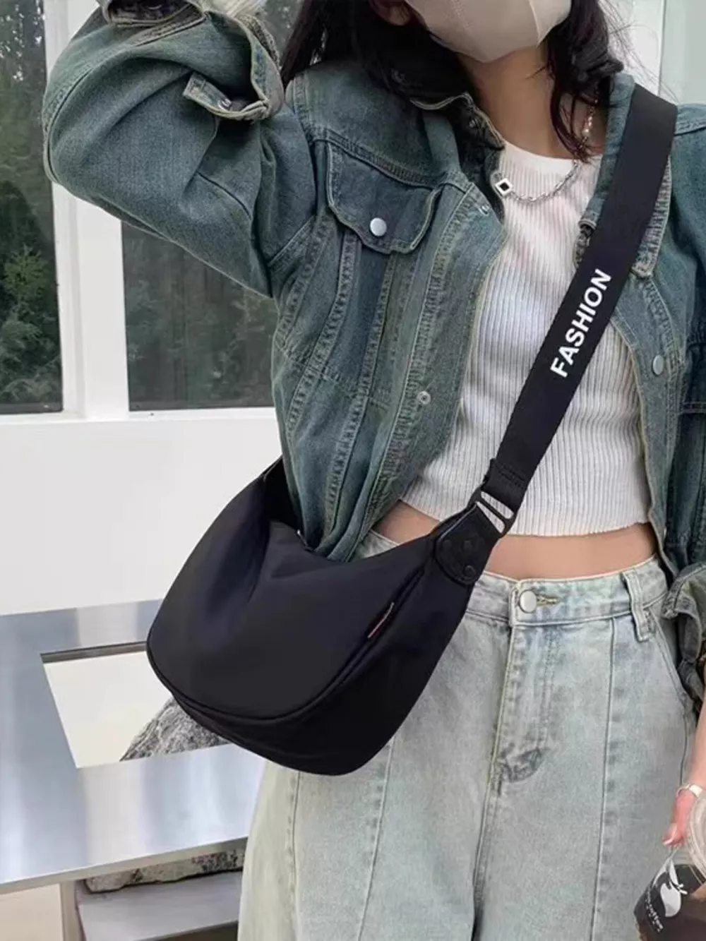 Lightweight Adjustable Strap Crossbody Bag, image 6